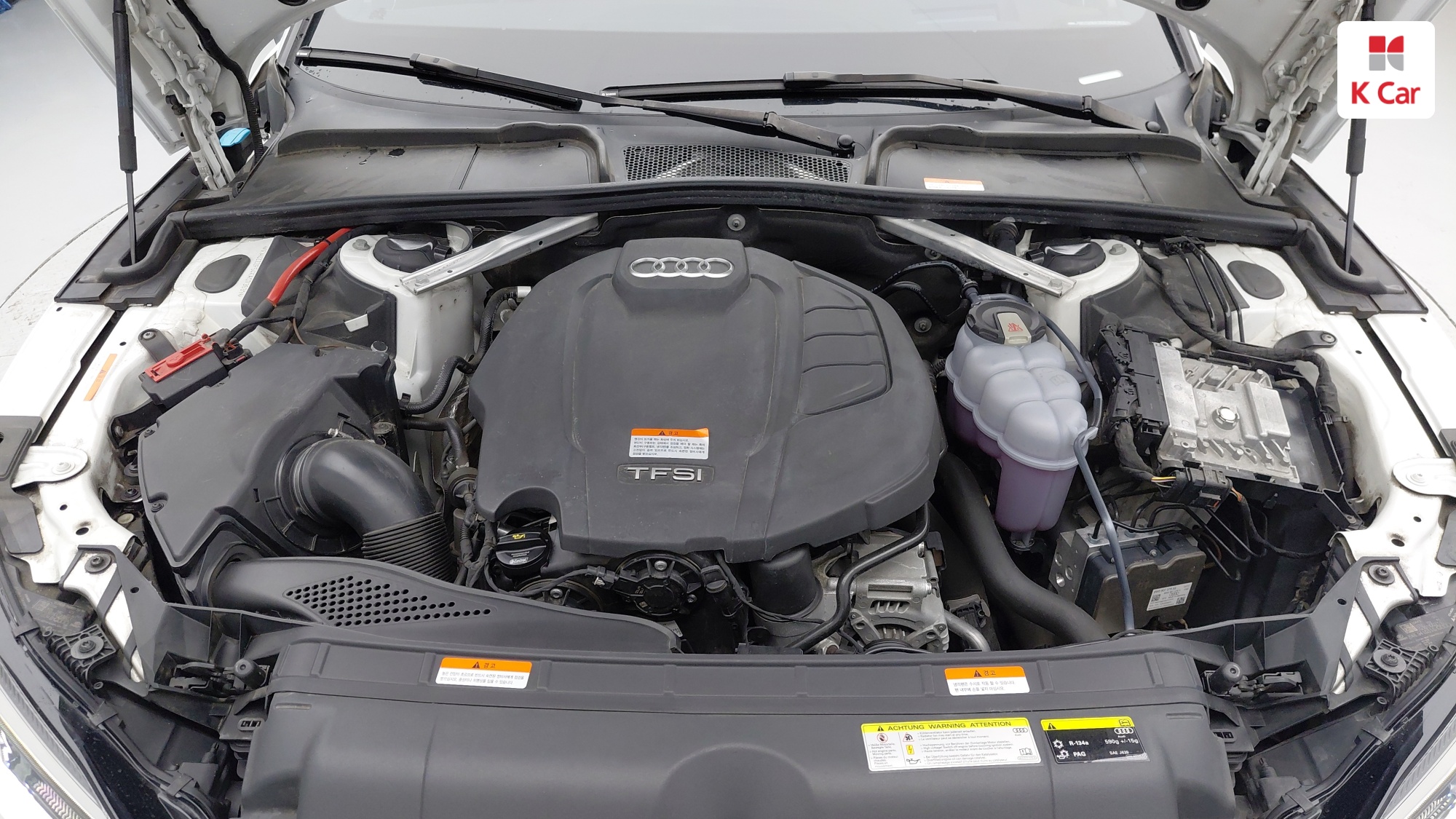 아우디 A5 (F5) 가솔린 4WD 45 TFSI 콰트로 프리미엄 스포츠백