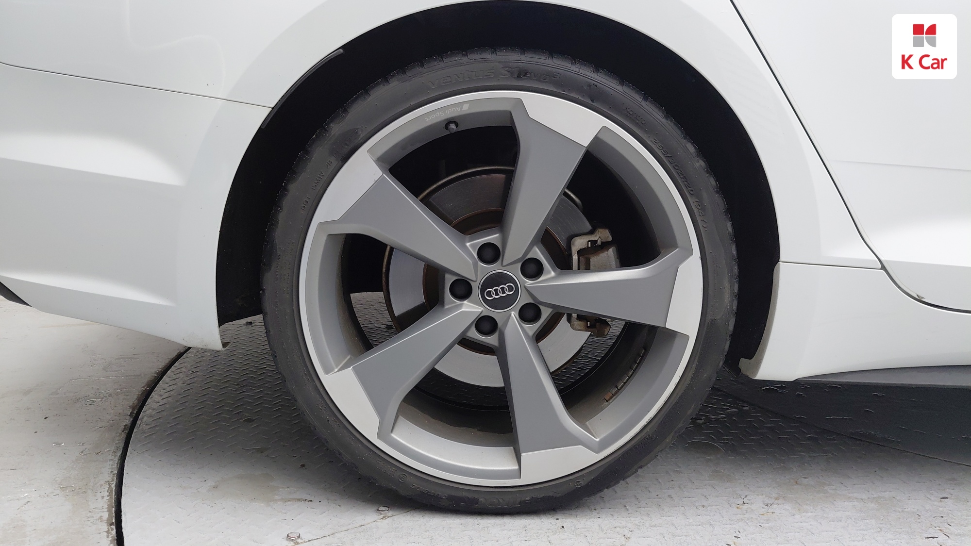 아우디 A5 (F5) 가솔린 4WD 45 TFSI 콰트로 프리미엄 스포츠백