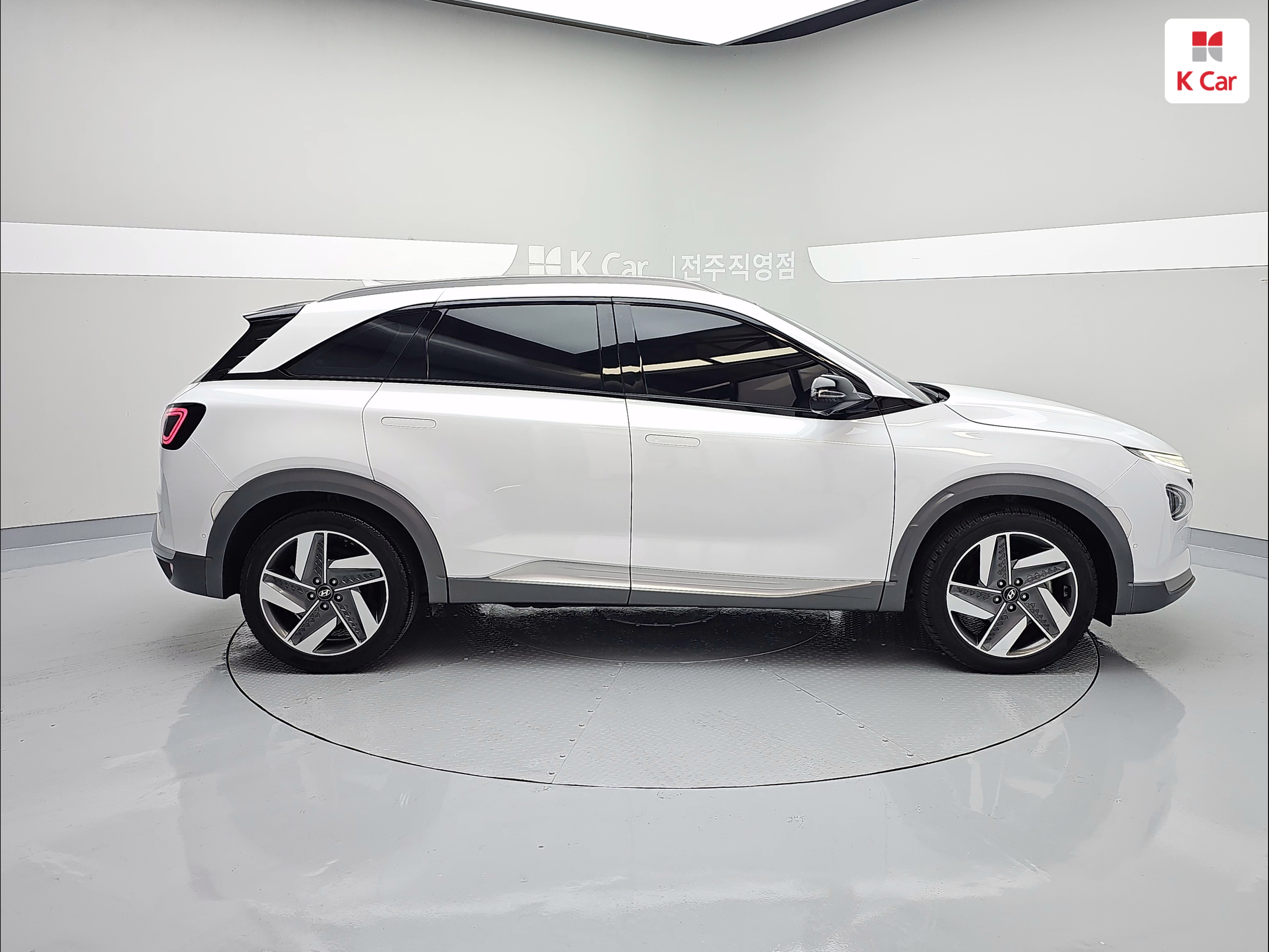 HYUNDAI Nexo FCEV
