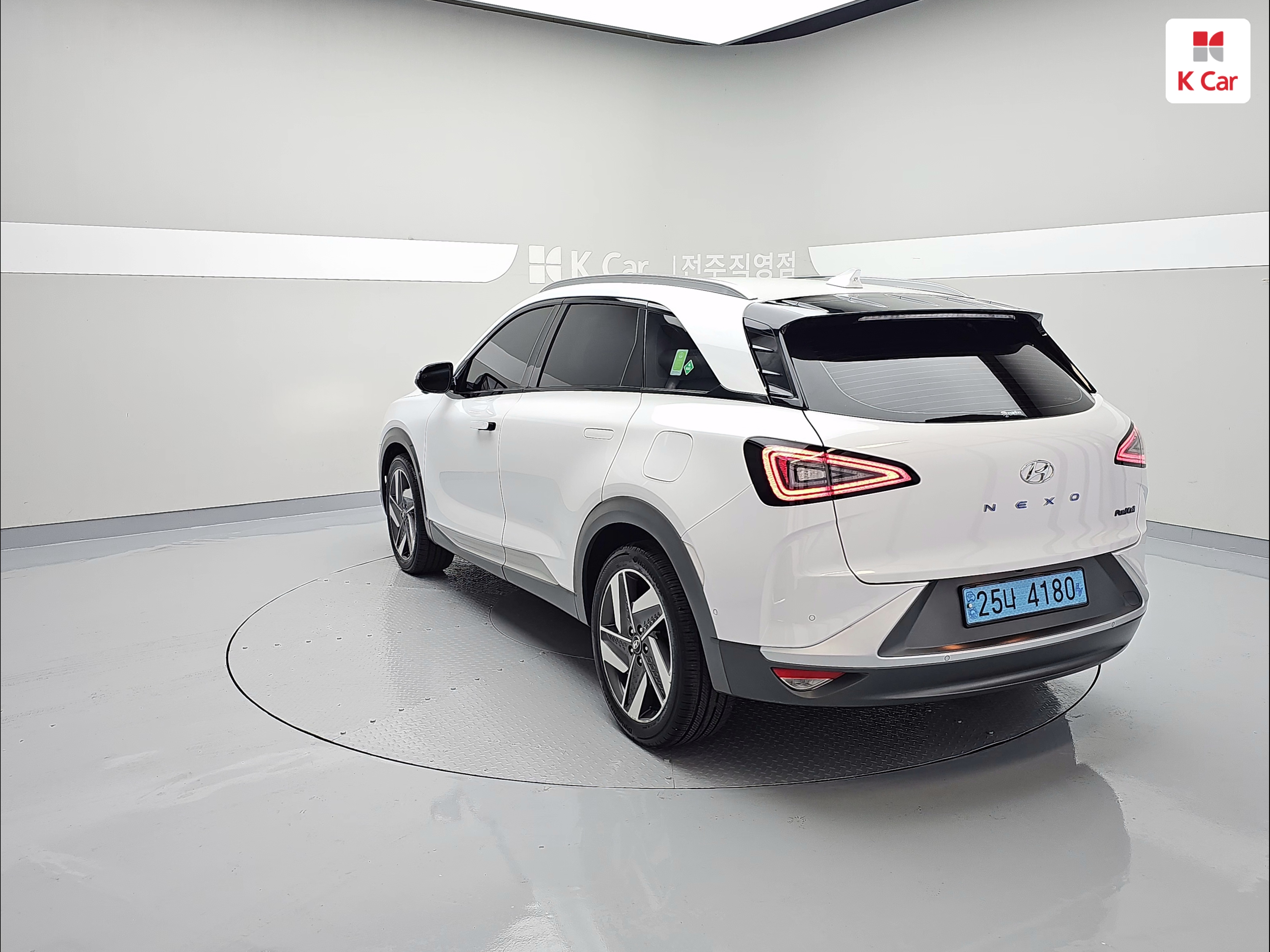 HYUNDAI Nexo FCEV