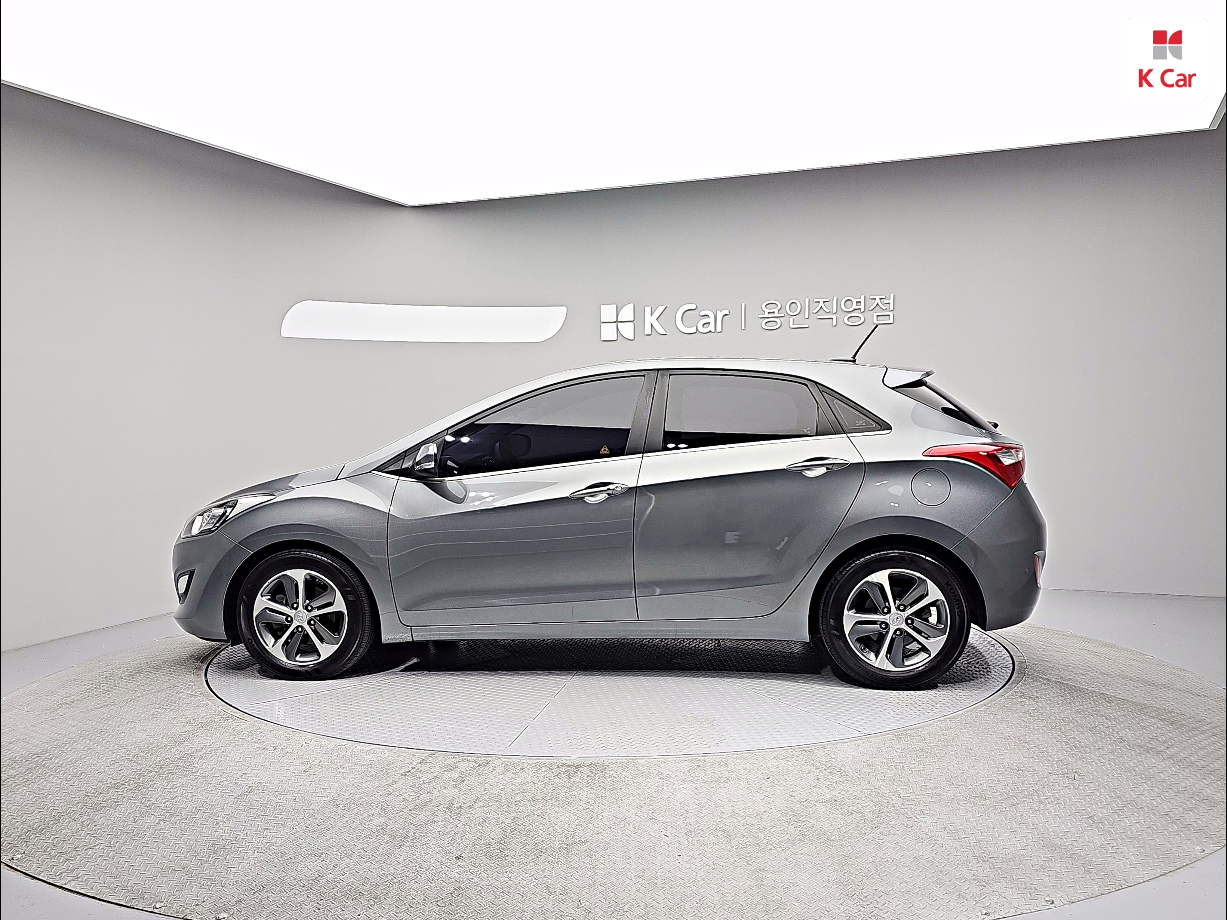 HYUNDAI The New I30 1.6 VGT