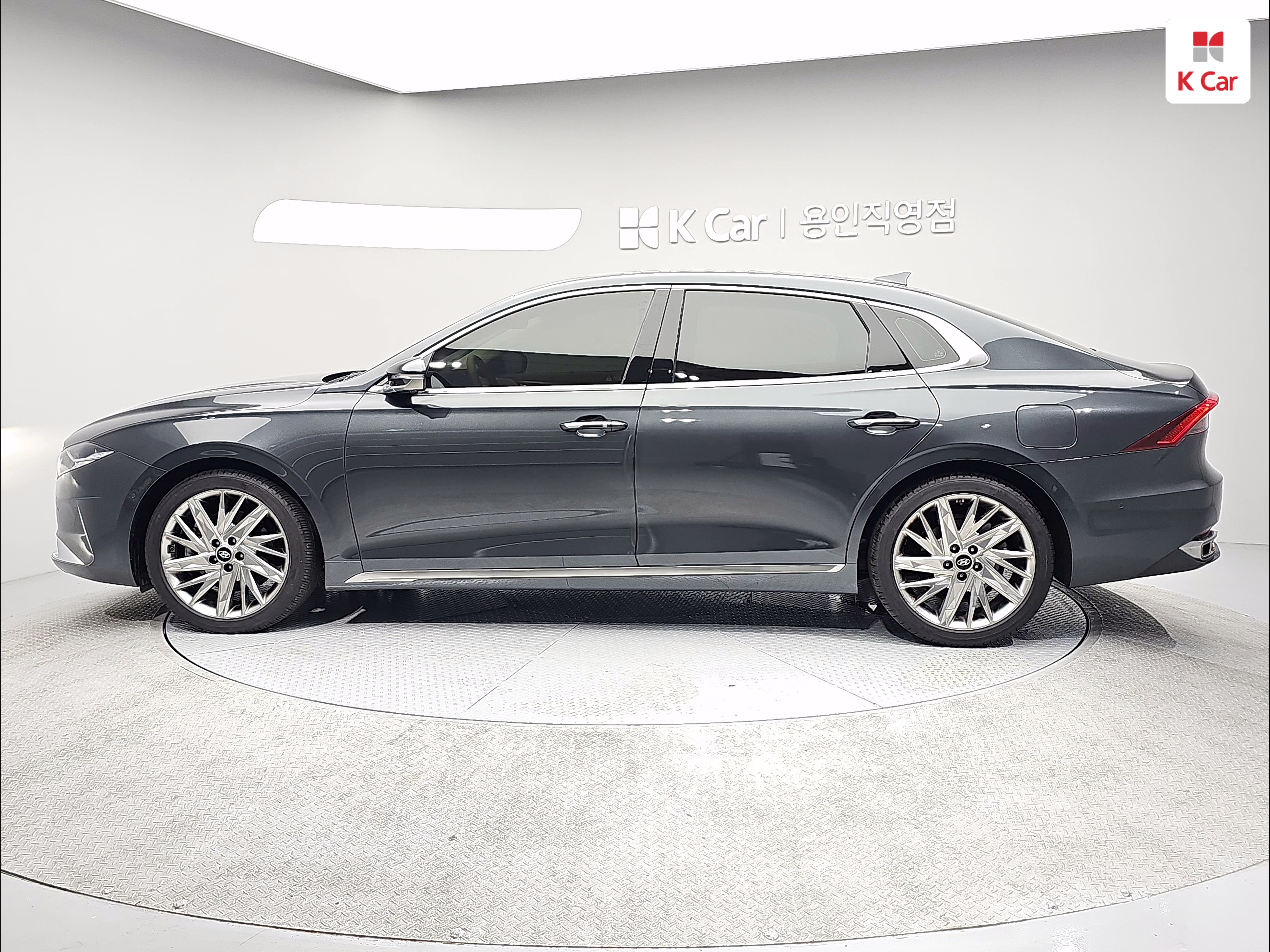 HYUNDAI The New Grandeur IG Gasoline 3.3