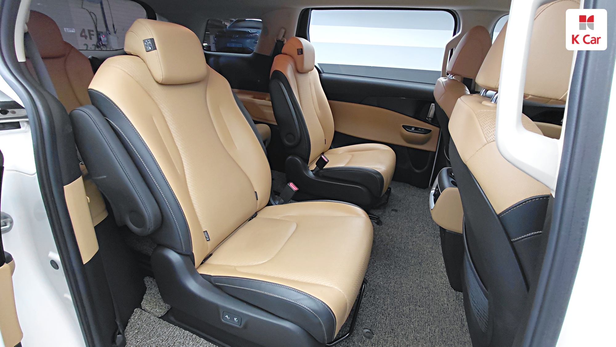 Kia Carnival дизель 2.2 (9 мест) Prestige, миниатюра 13