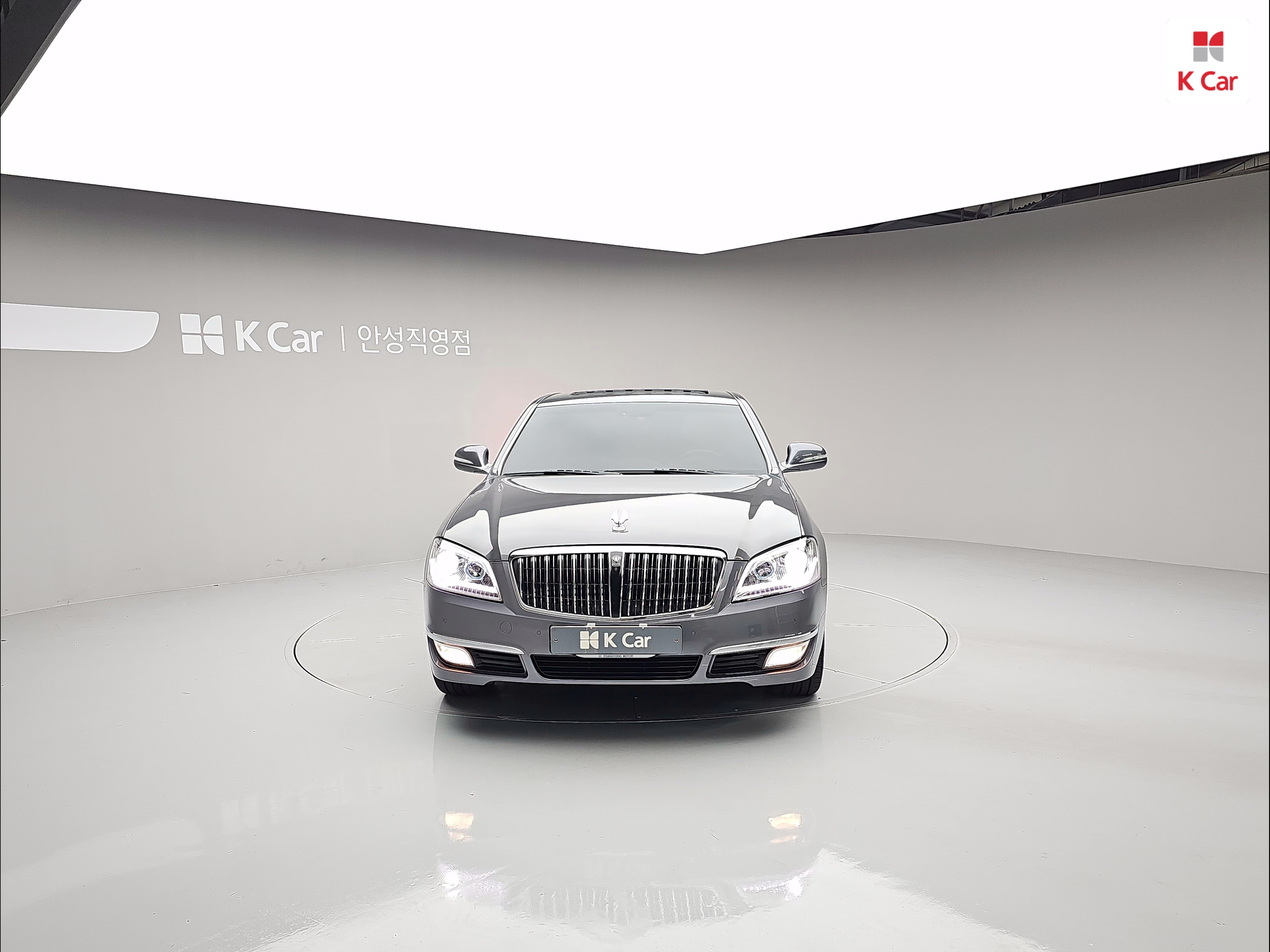 KG MOBILITY(SSANGYONG) New Chairman W CW700 4TRONIC