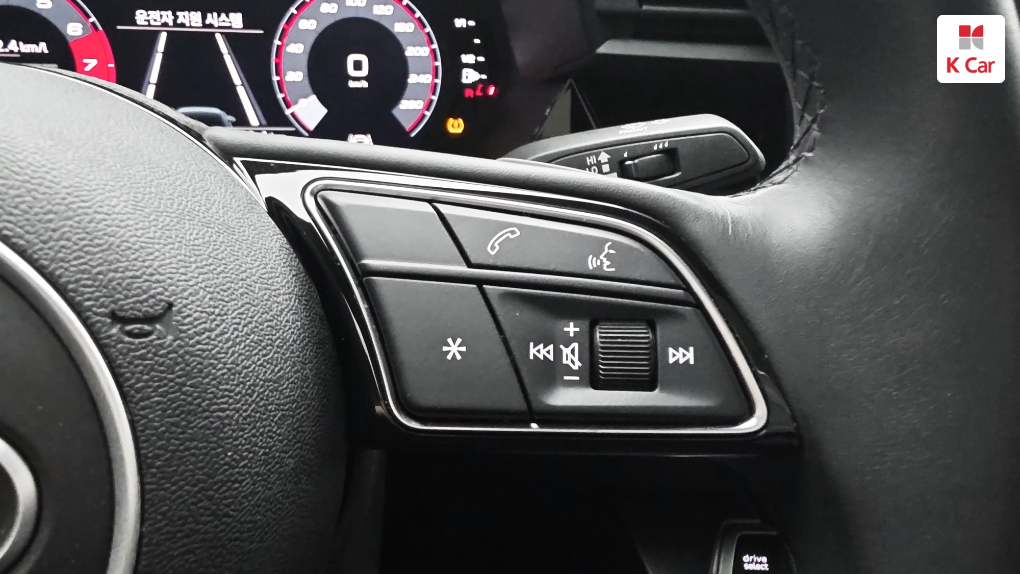 아우디 A3 (8Y) 가솔린 2WD 40 TFSI 프리미엄