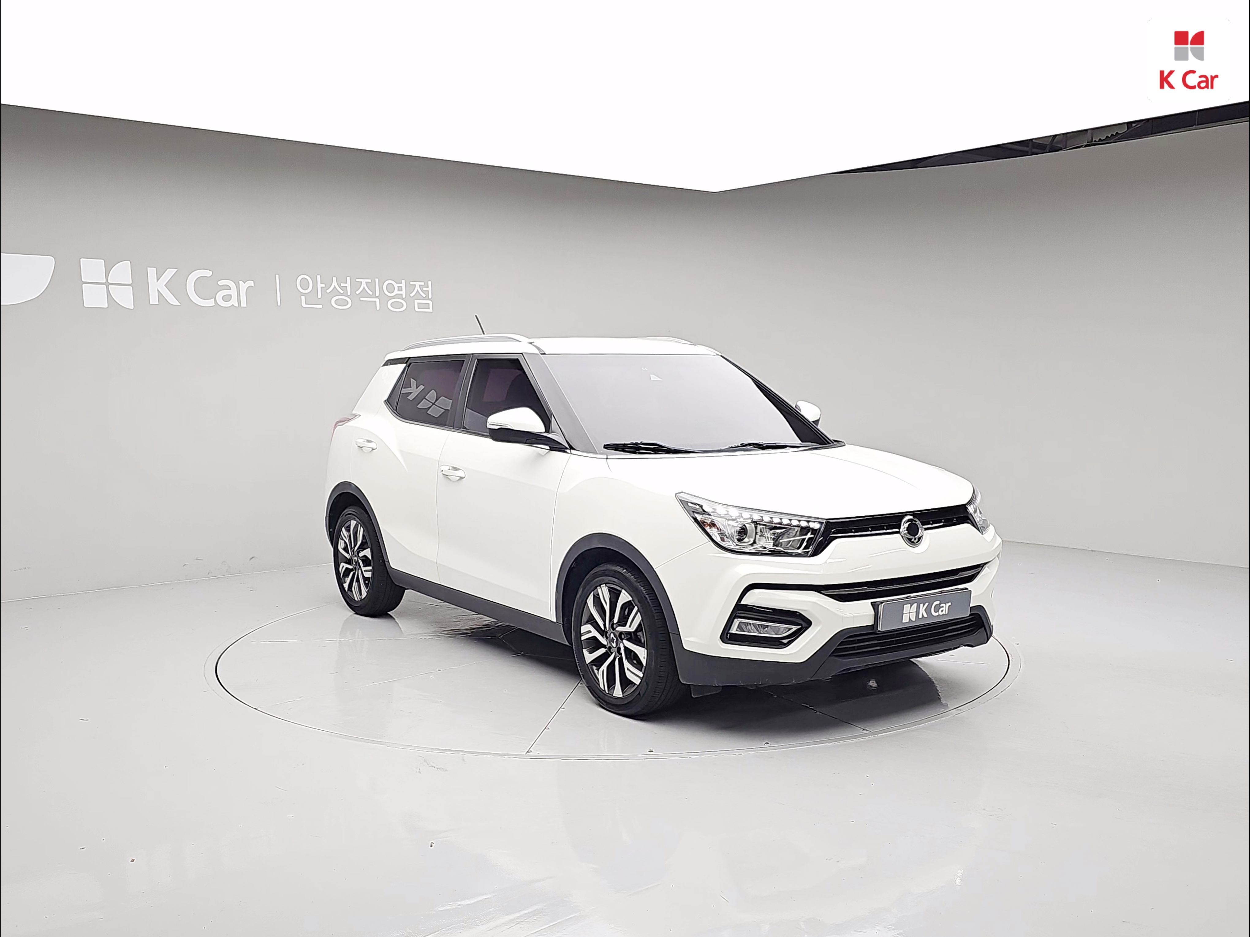 KGM 티볼리 아머 기어 플러스 2WD