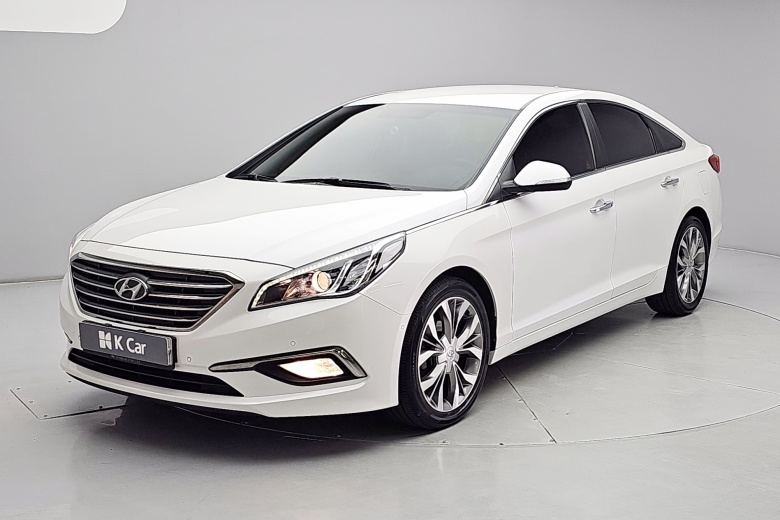 Hyundai Sonata LF 2.0 Smart No sub-trim