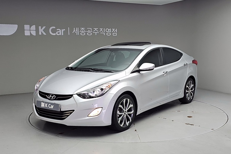 Hyundai Avante MD M16 GDI Premium