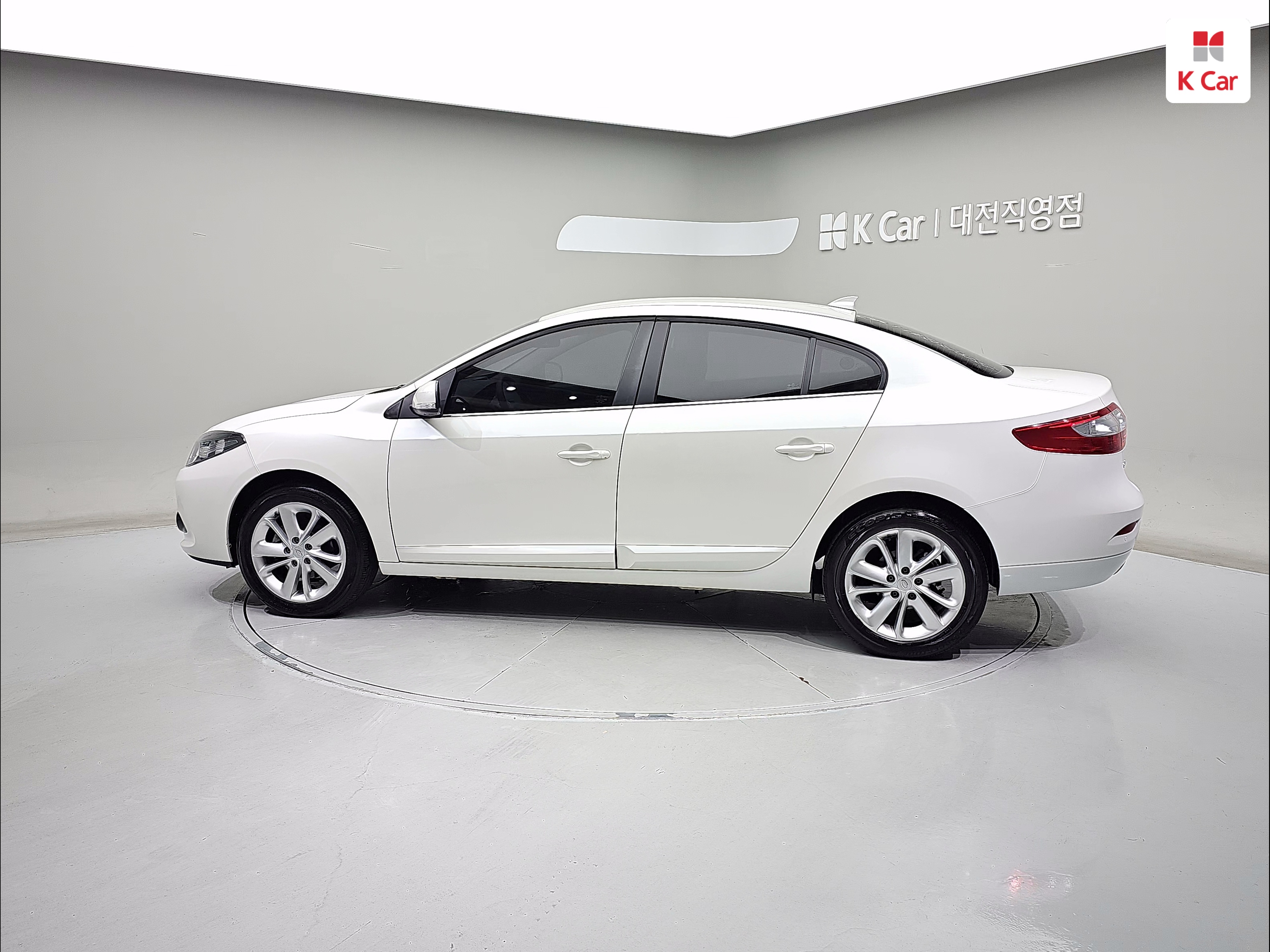 RENAULT(SAMSUNG) New SM3 1.6 RE