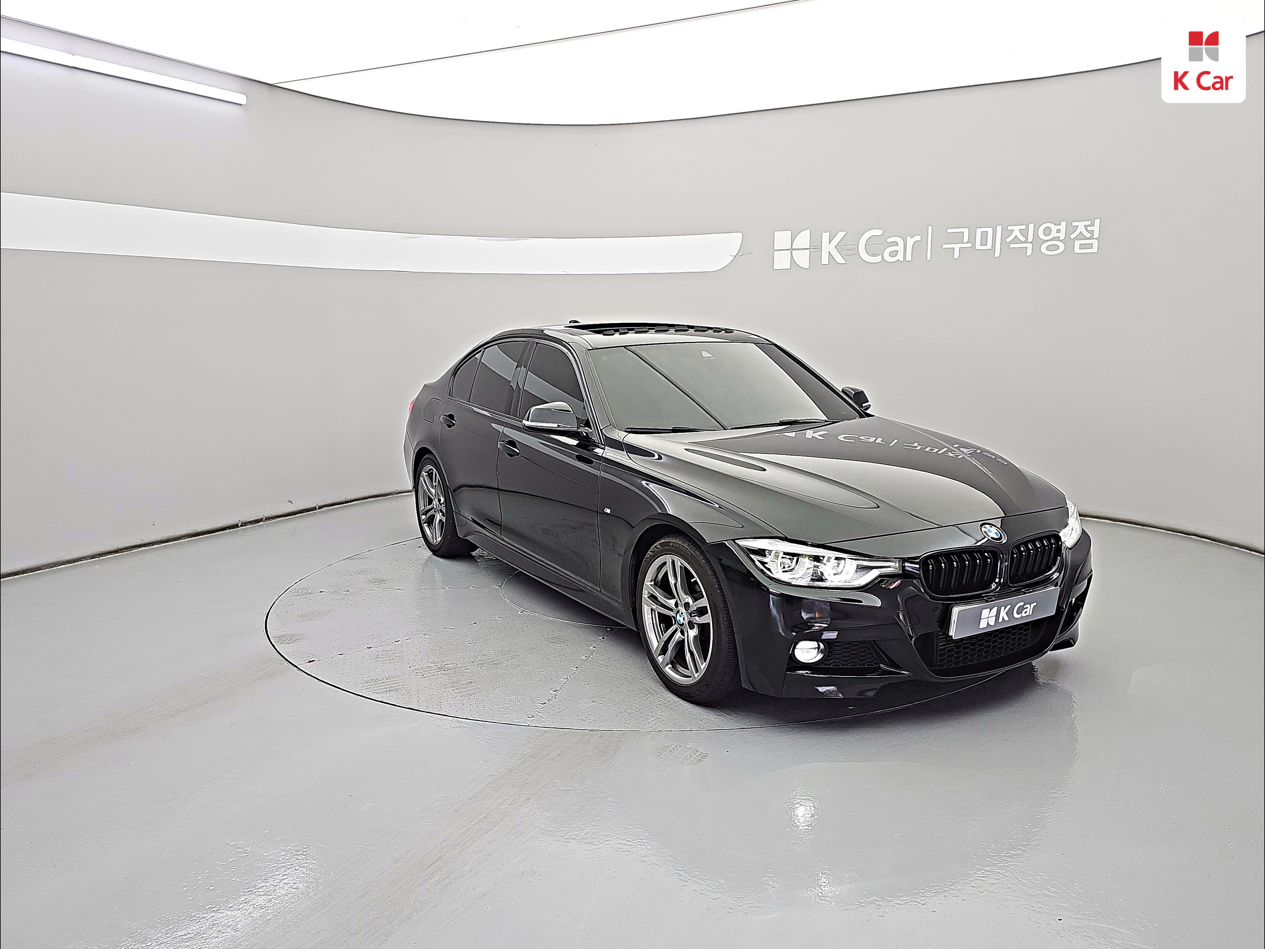 BMW 3 Series (6th Generation) 320i