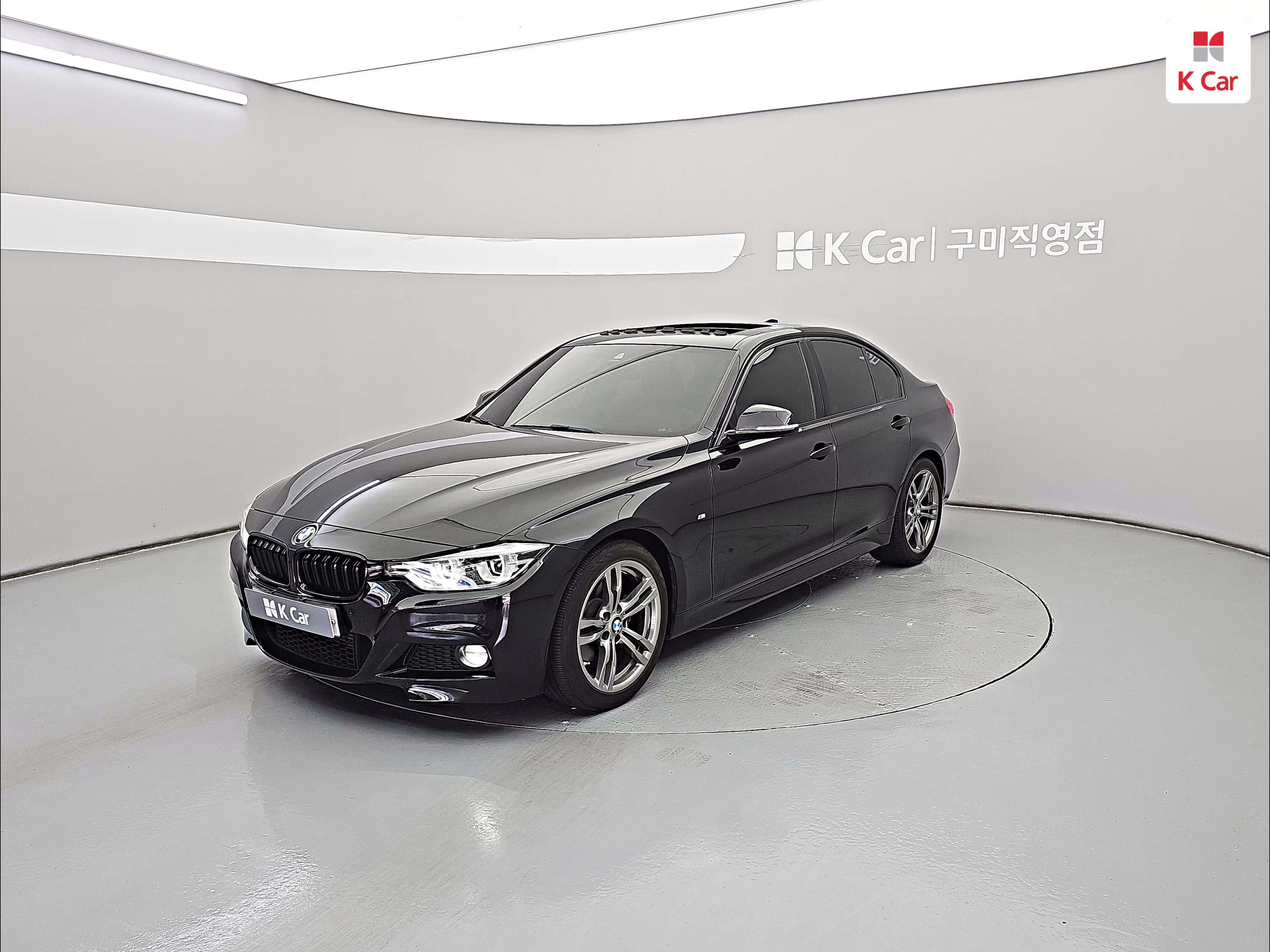 BMW 3 Series (6th Generation) 320i