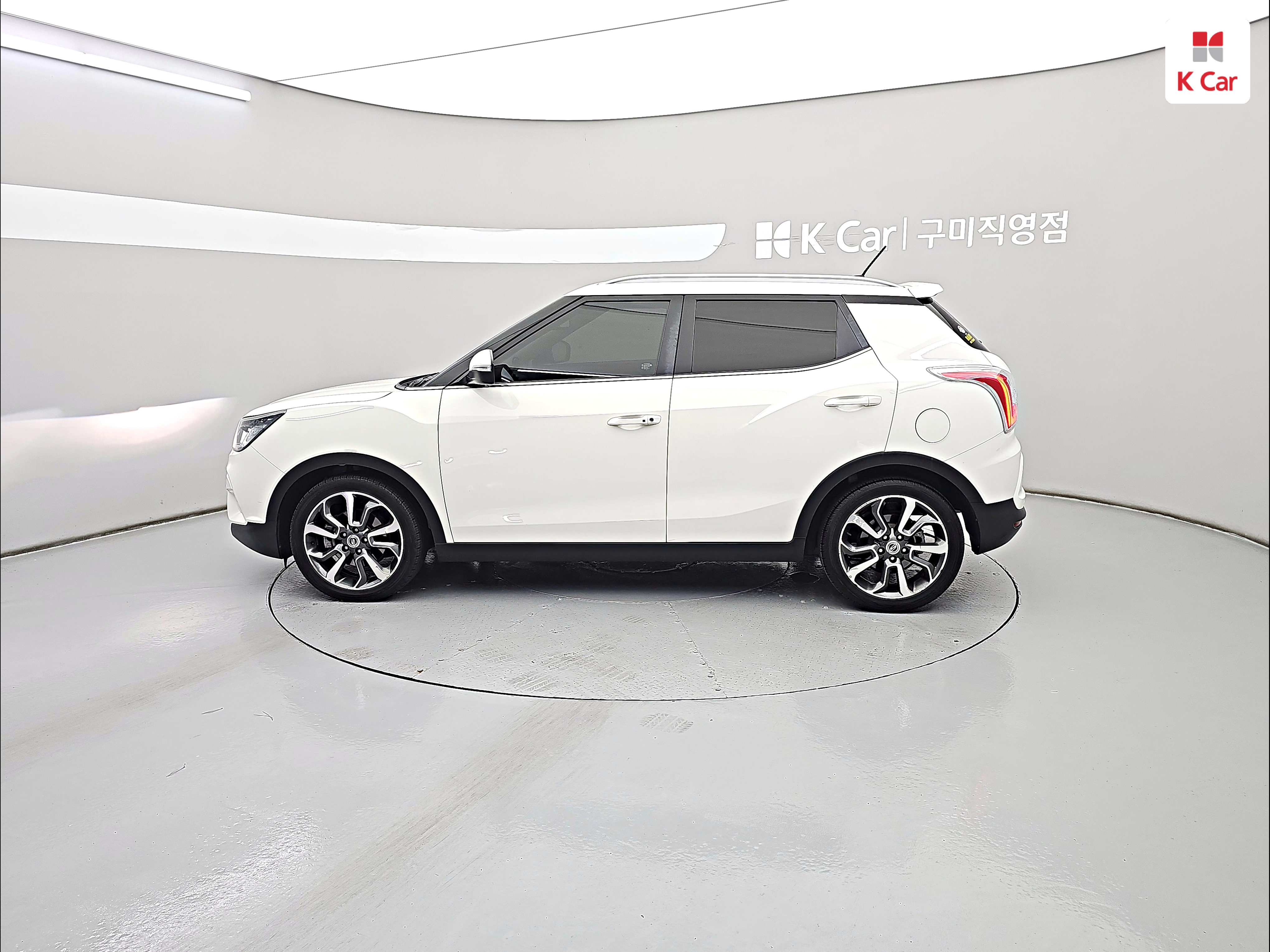 KG MOBILITY(SSANGYONG) Tivoli Gasoline 2WD