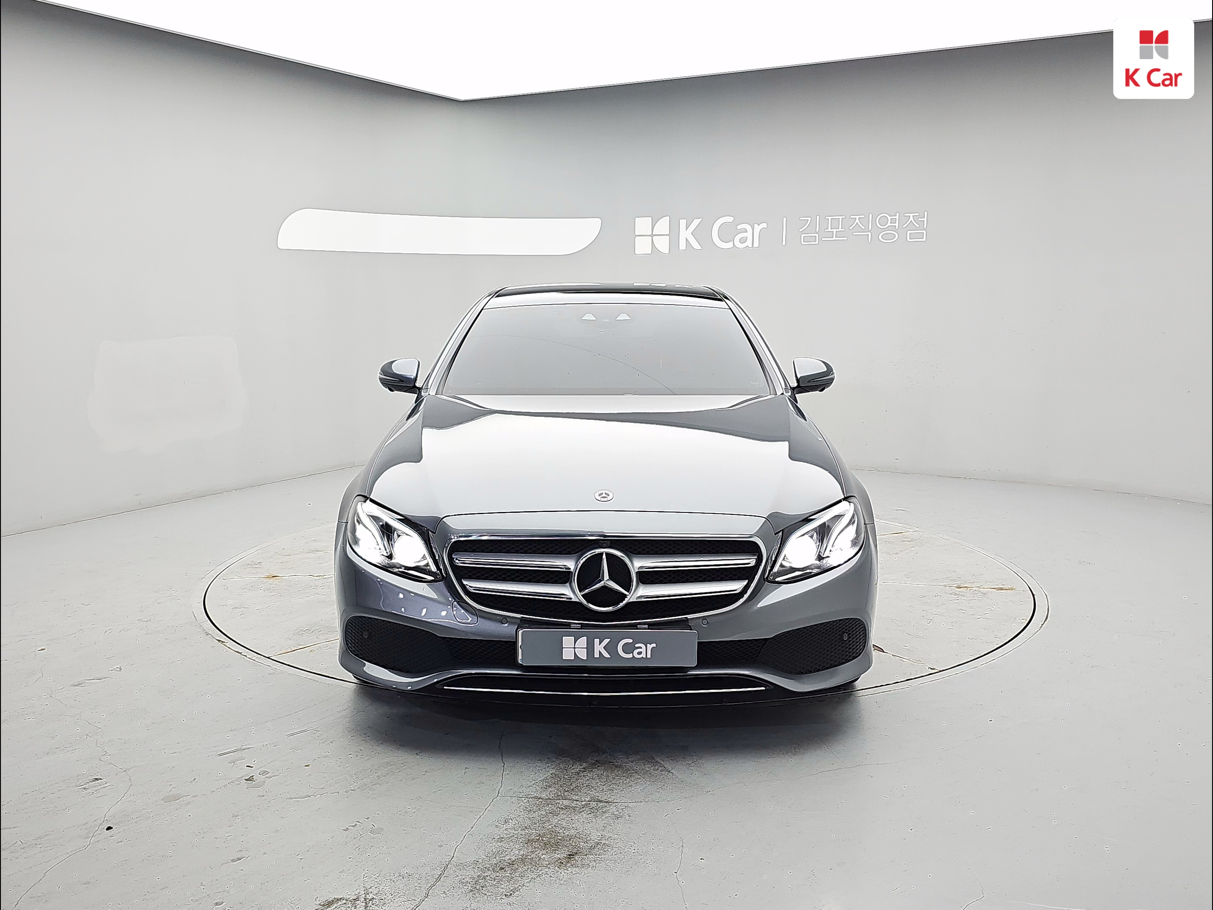 BENZ E-Class (5th Generation) E300