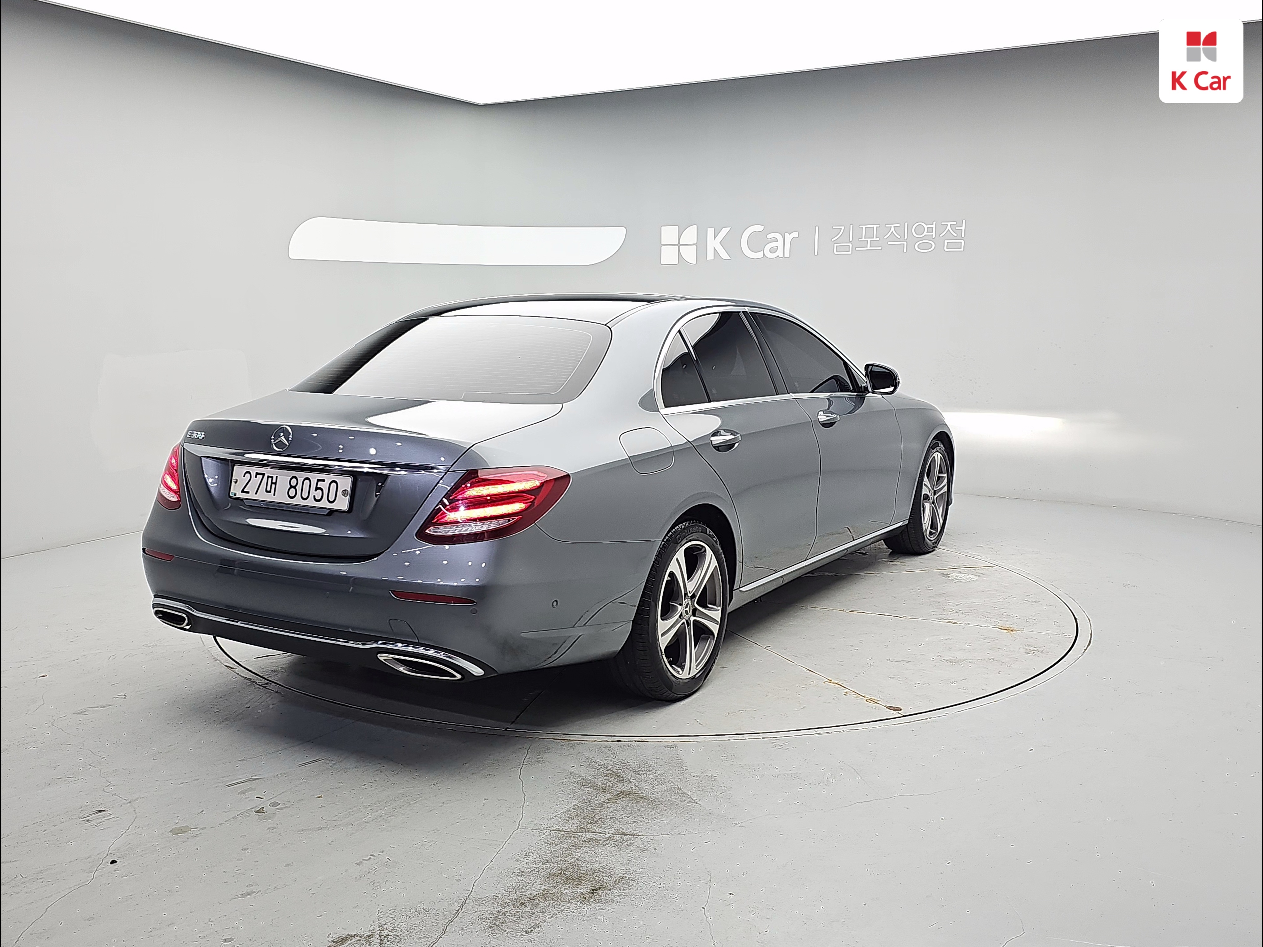 BENZ E-Class (5th Generation) E300