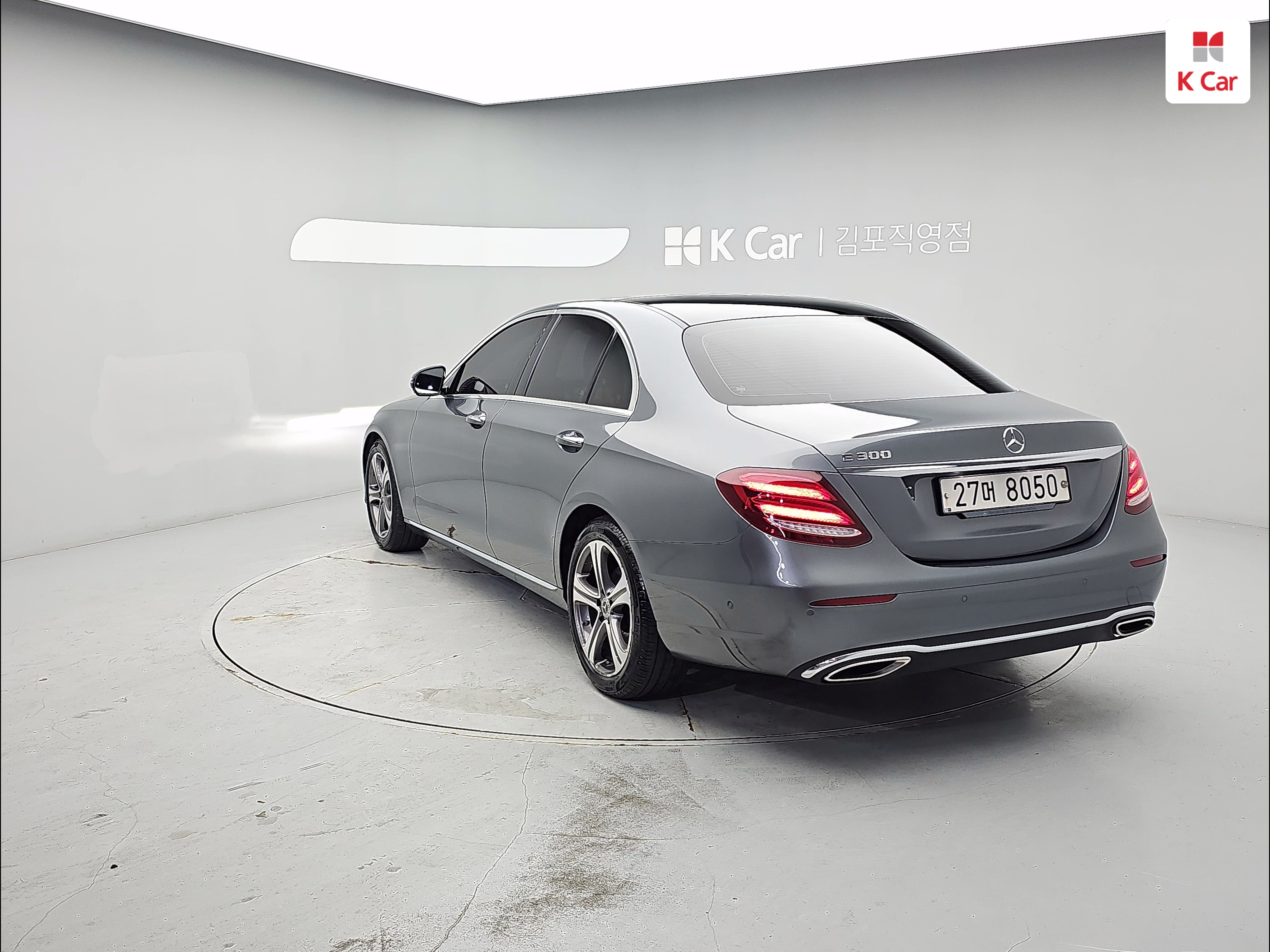 BENZ E-Class (5th Generation) E300