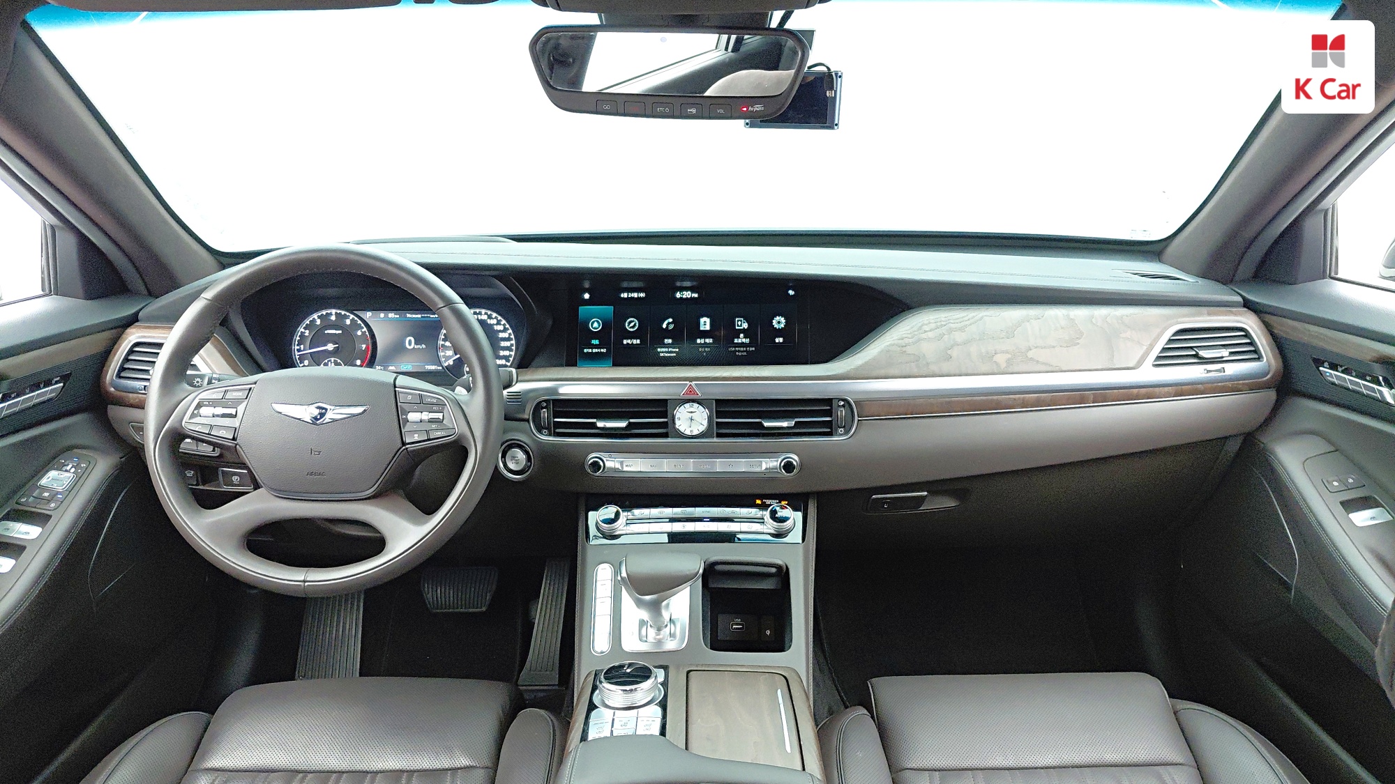 Genesis G90 бензин 4WD 3.8 Premium, миниатюра 2