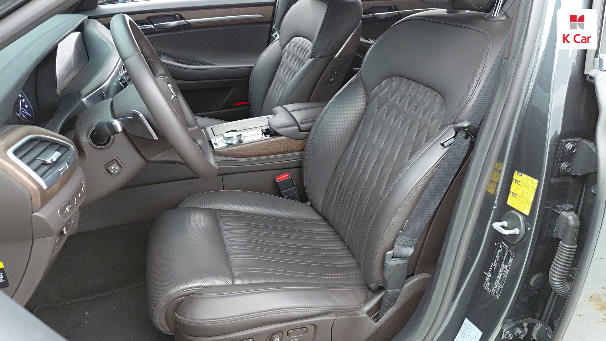 Genesis G90 бензин 4WD 3.8 Premium, миниатюра 3