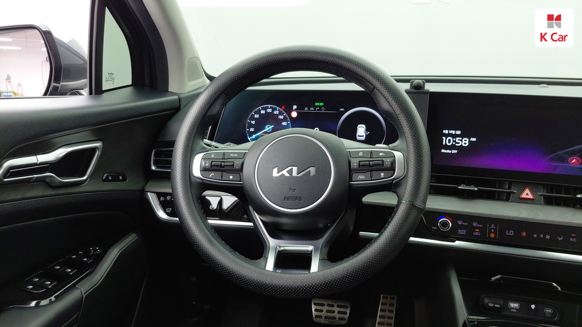 Kia Sportage 2.0 дизель 2WD Signature, миниатюра 4