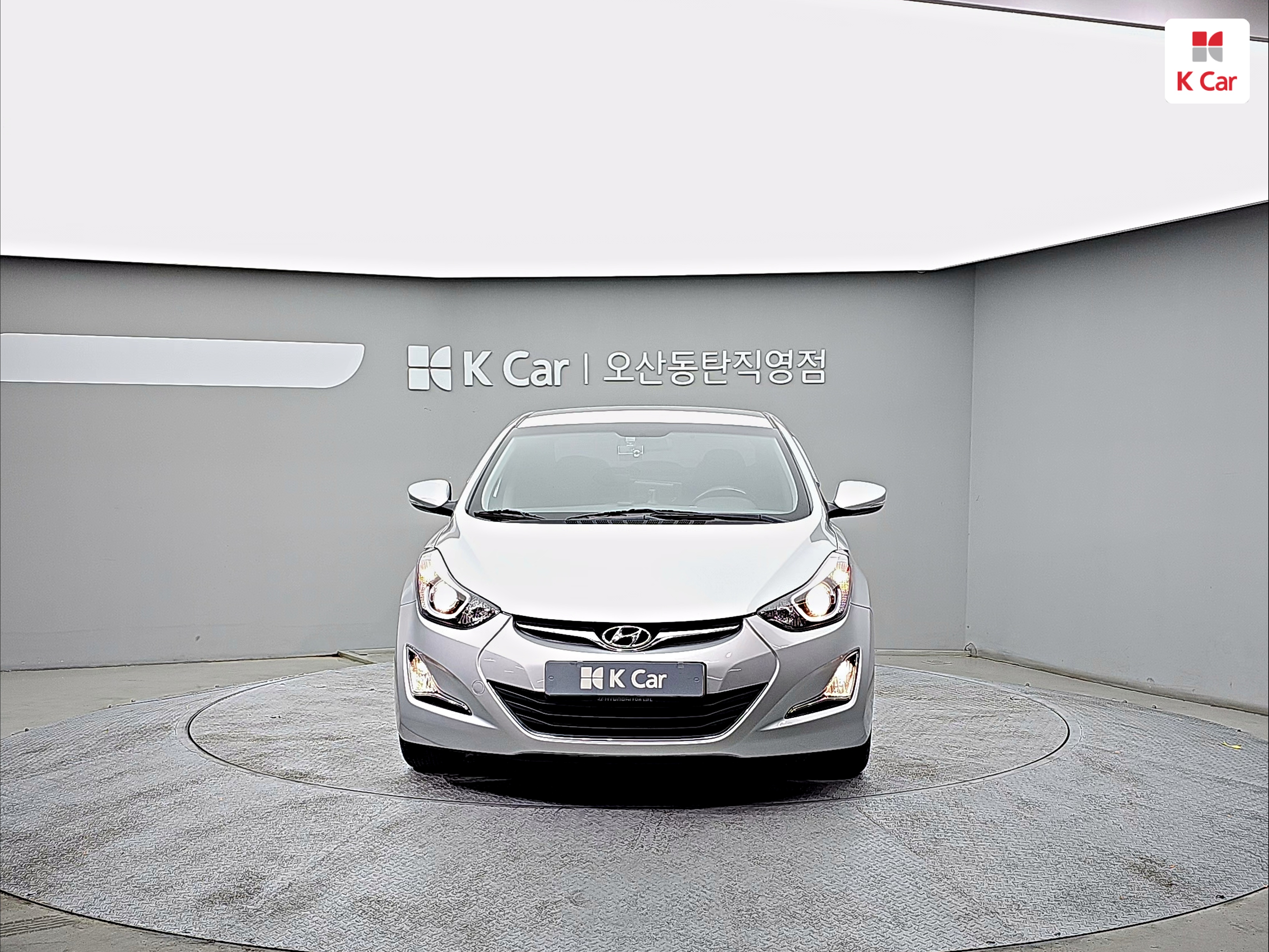 HYUNDAI The New Avante MD 1.6 GDI