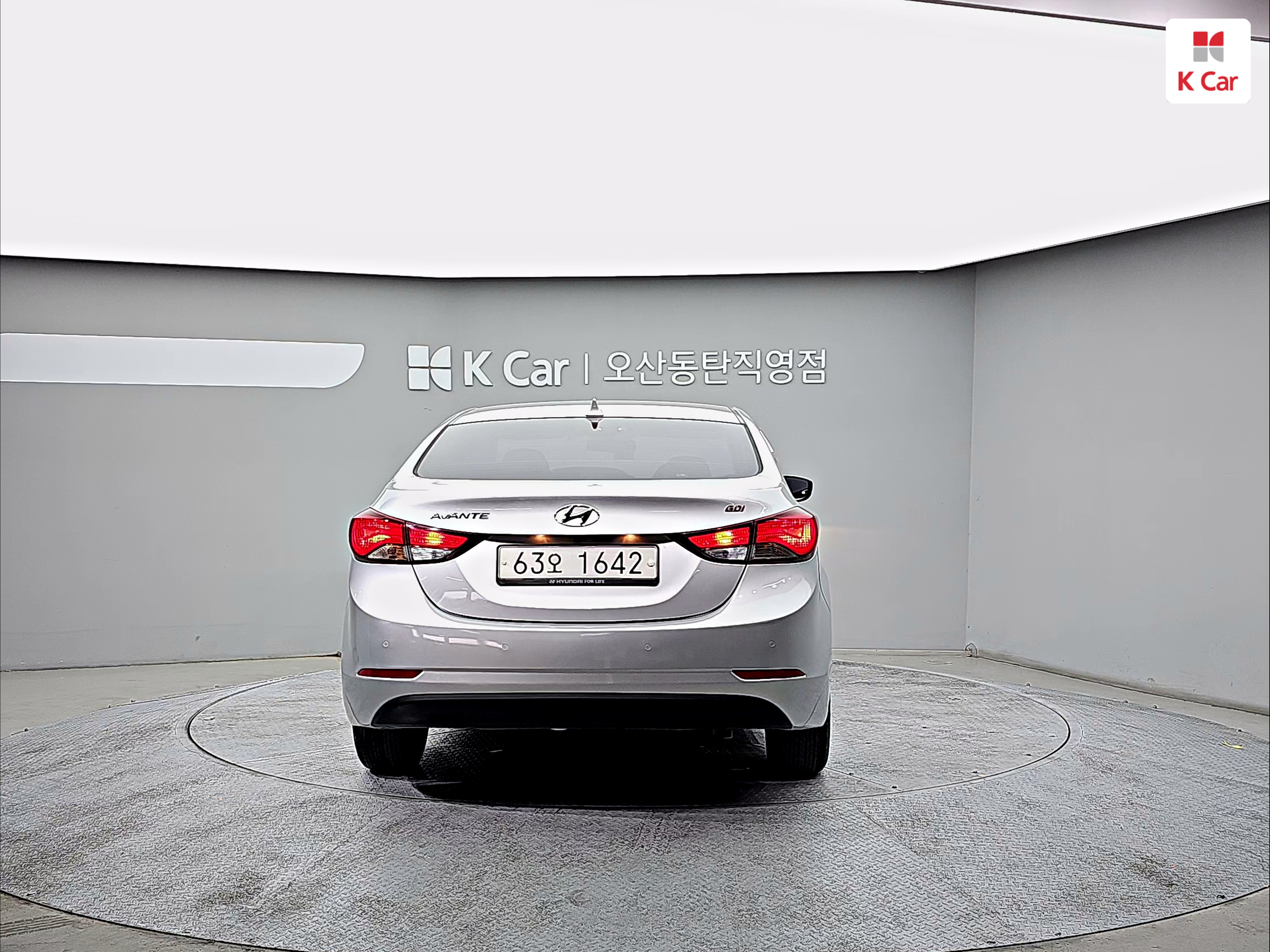 HYUNDAI The New Avante MD 1.6 GDI