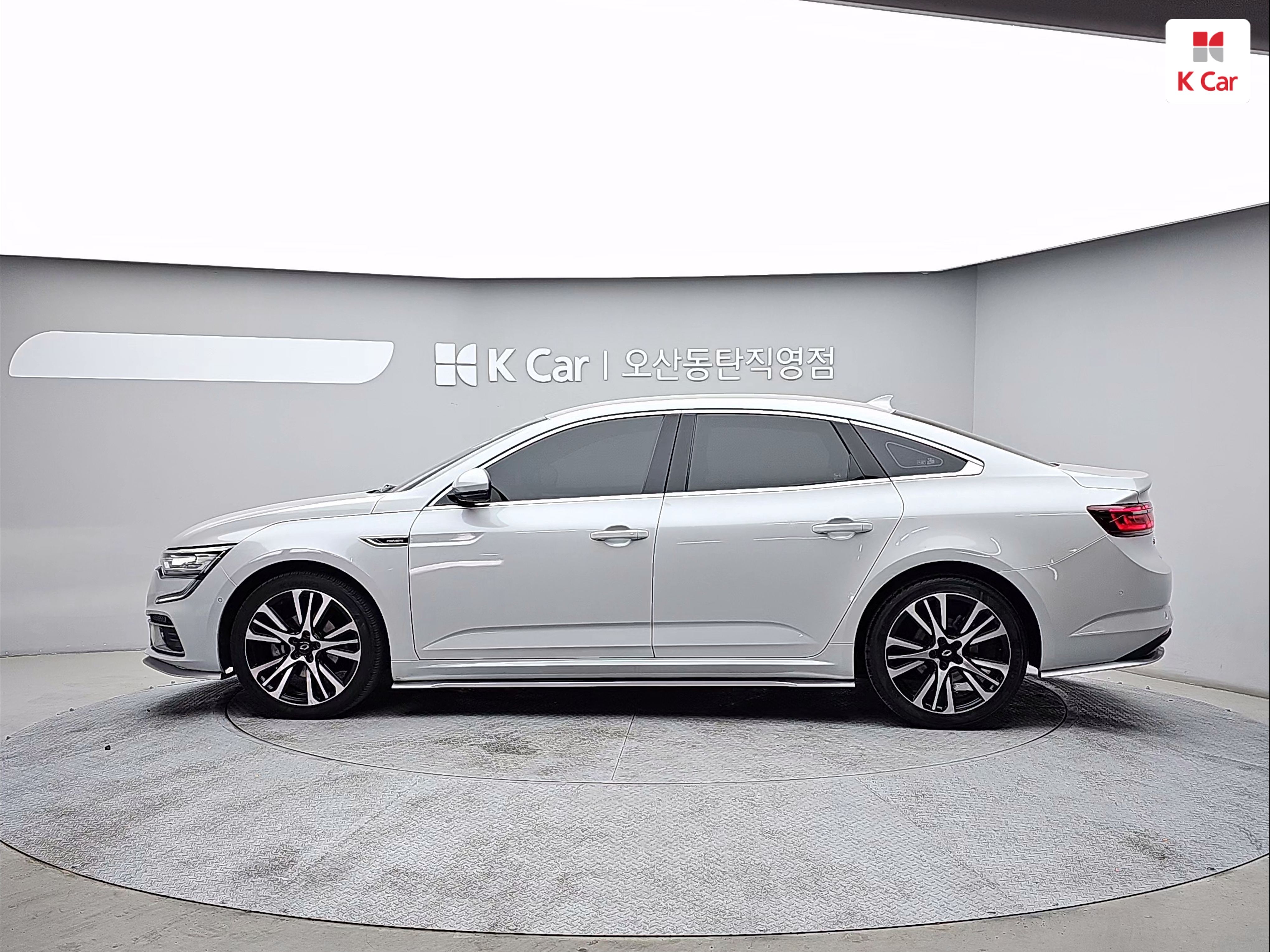 RENAULT(SAMSUNG) The New SM6 TCe 300