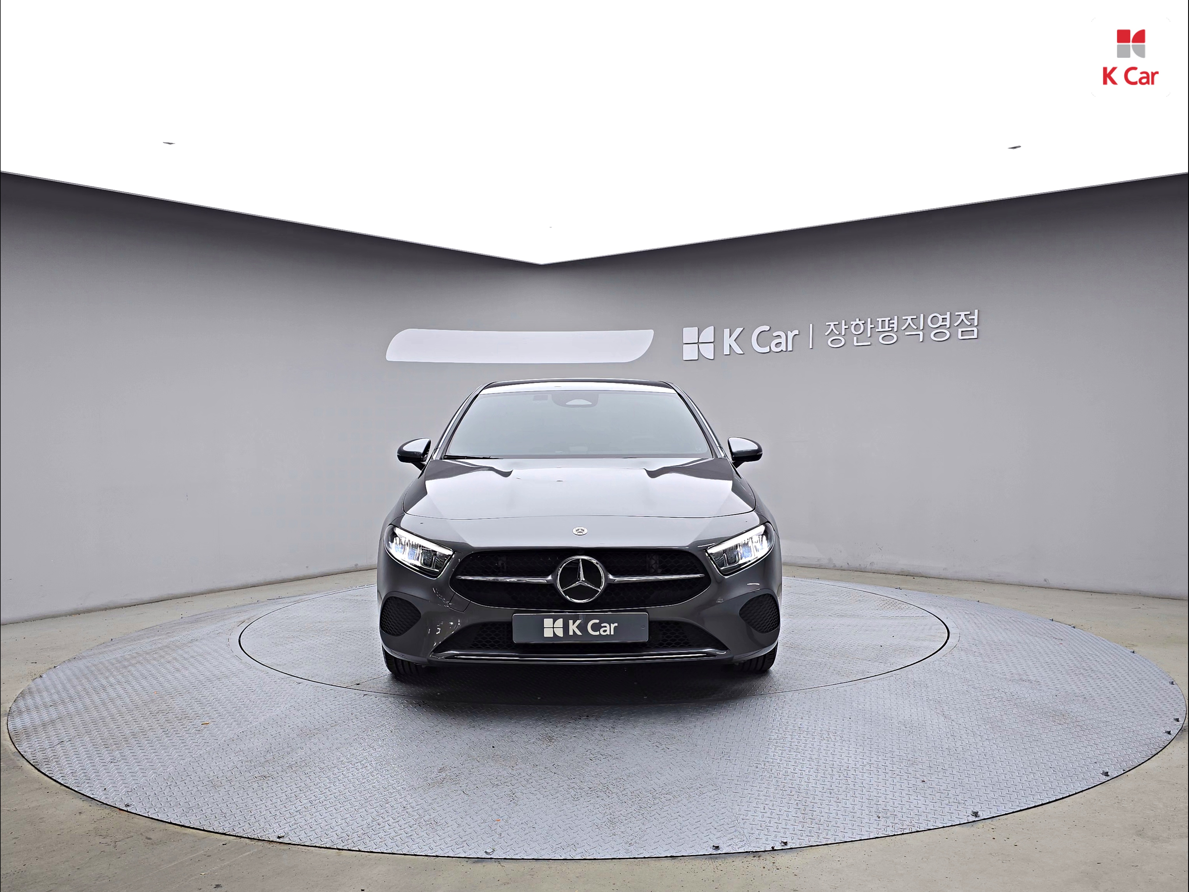BENZ A-Class (4th Generation) A220
