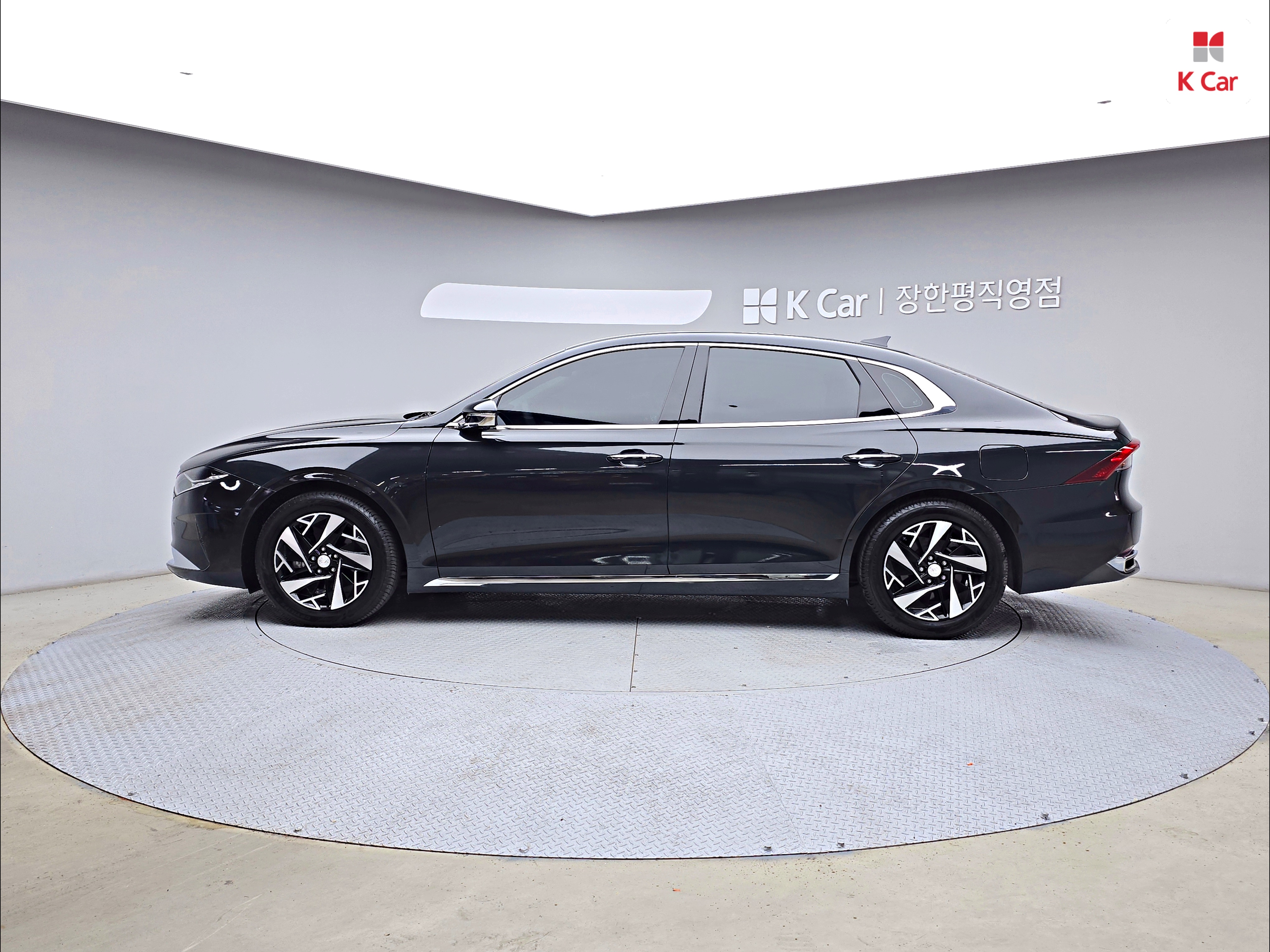 HYUNDAI The New Grandeur IG Hybrid 2.4 HEV