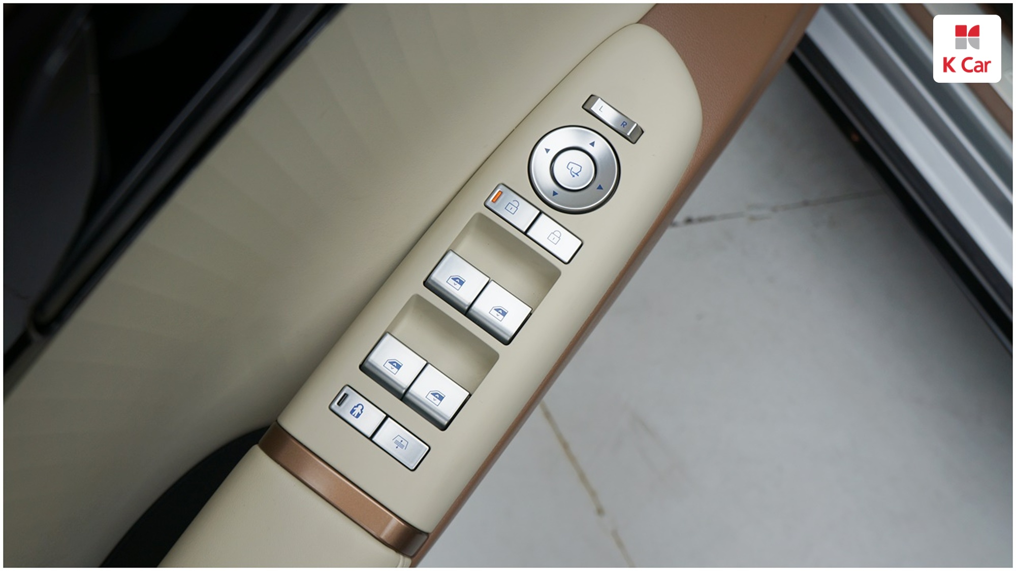Hyundai Grandeur бензин 3.5 2WD Calligraphy, миниатюра 10