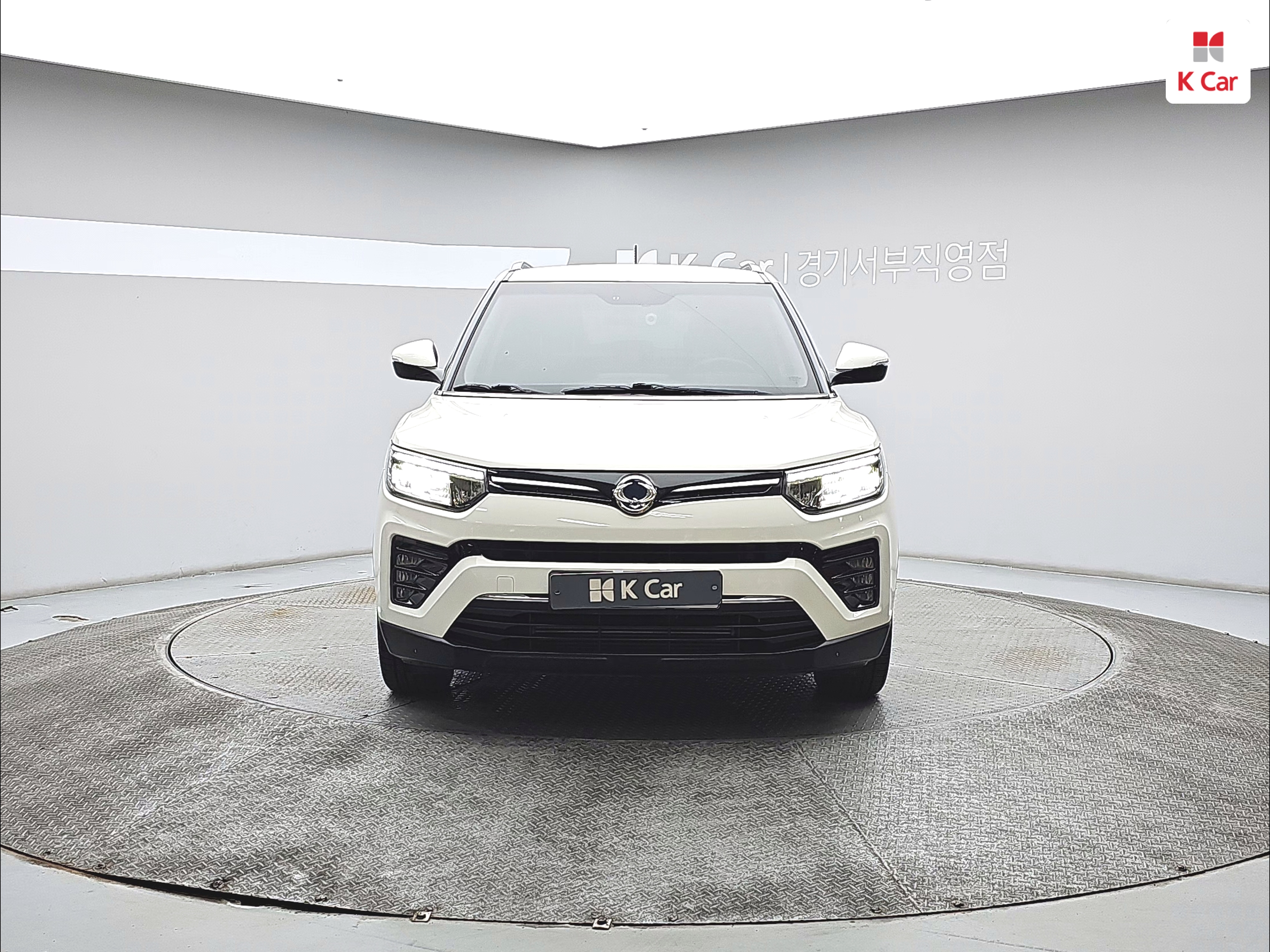KG MOBILITY(SSANGYONG) Very New Tivoli 1.5 Gasoline 2WD