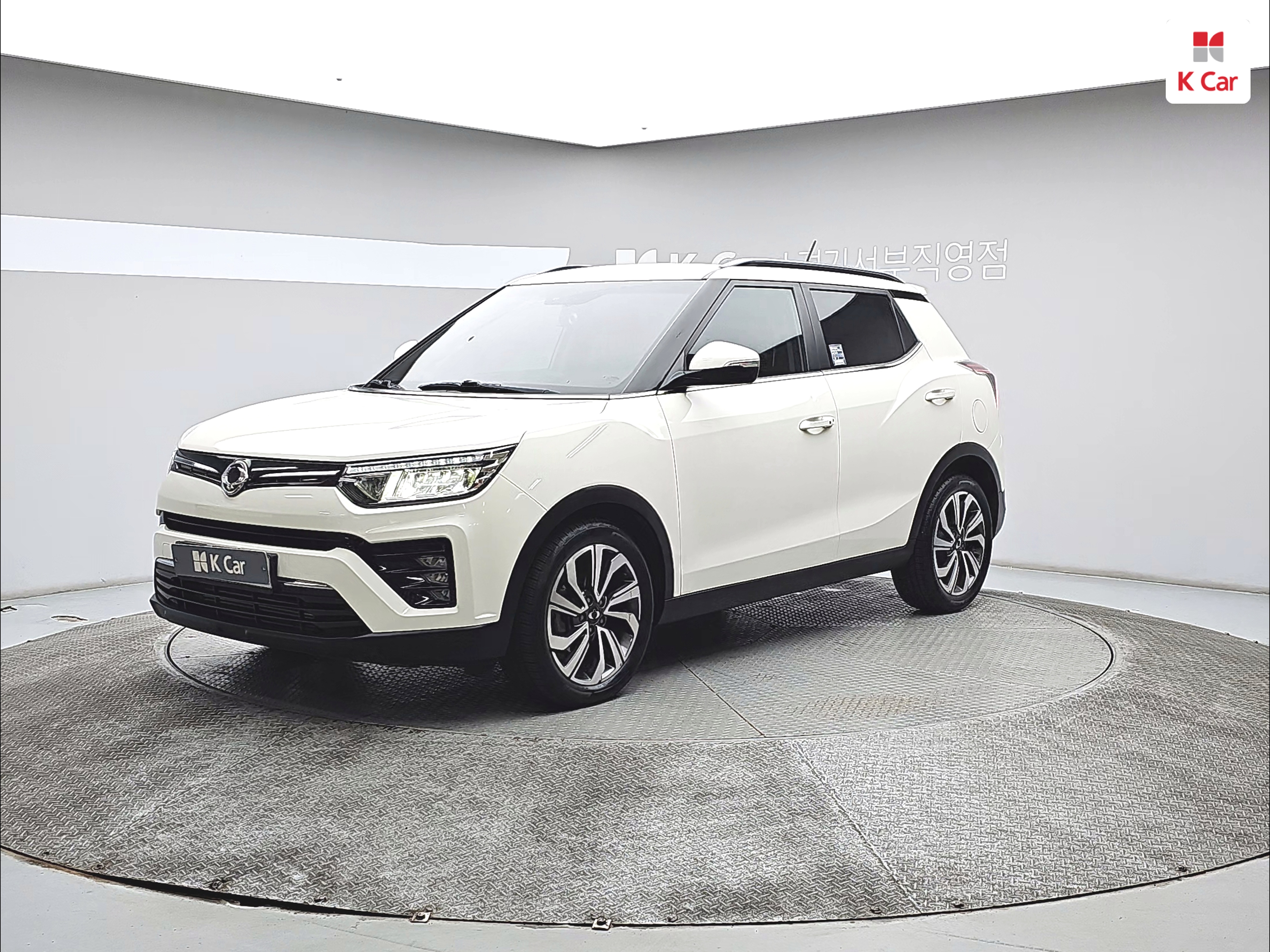 KG MOBILITY(SSANGYONG) Very New Tivoli 1.5 Gasoline 2WD