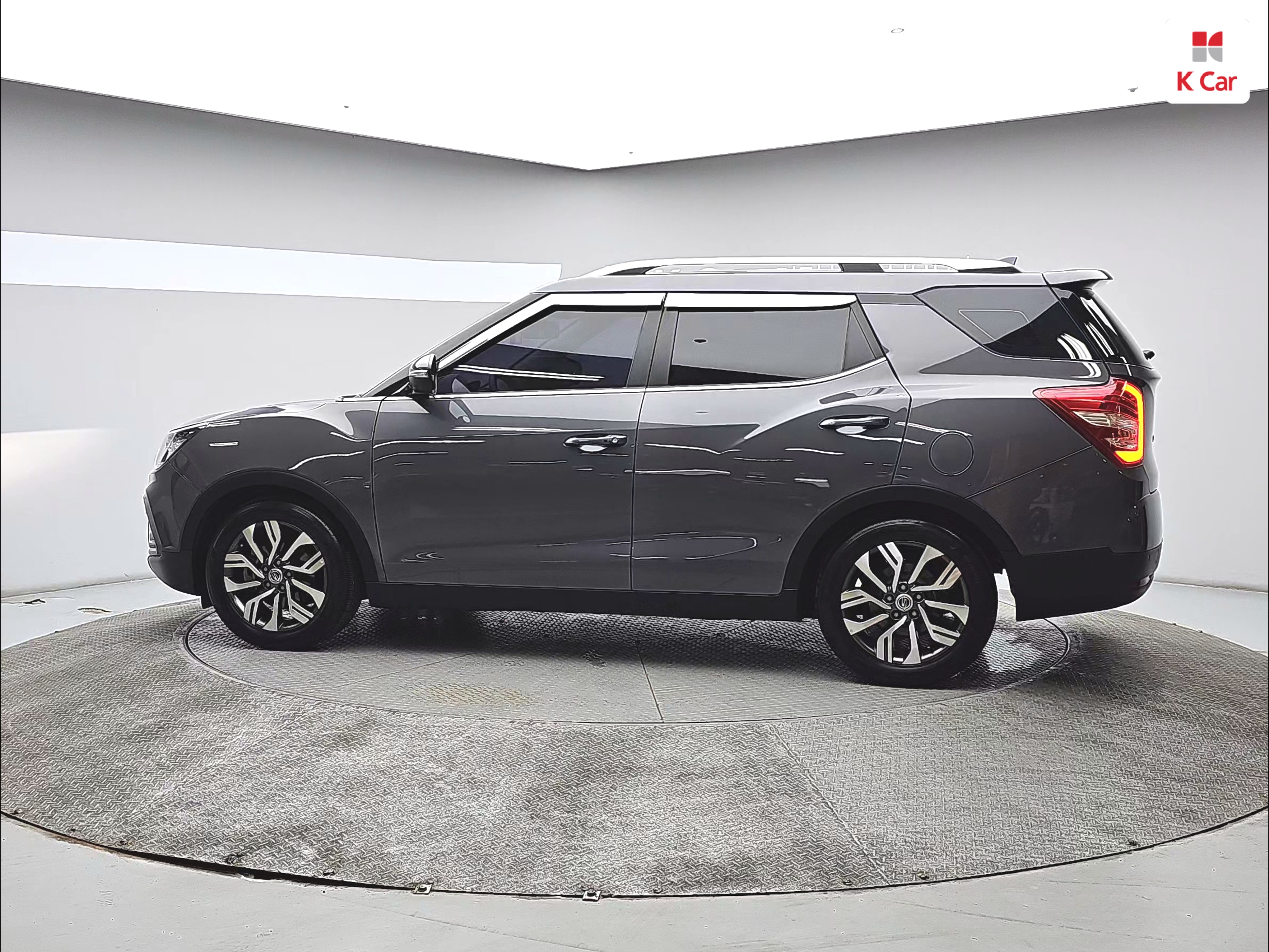 KG MOBILITY(SSANGYONG) Tivoli Air Gasoline 2WD
