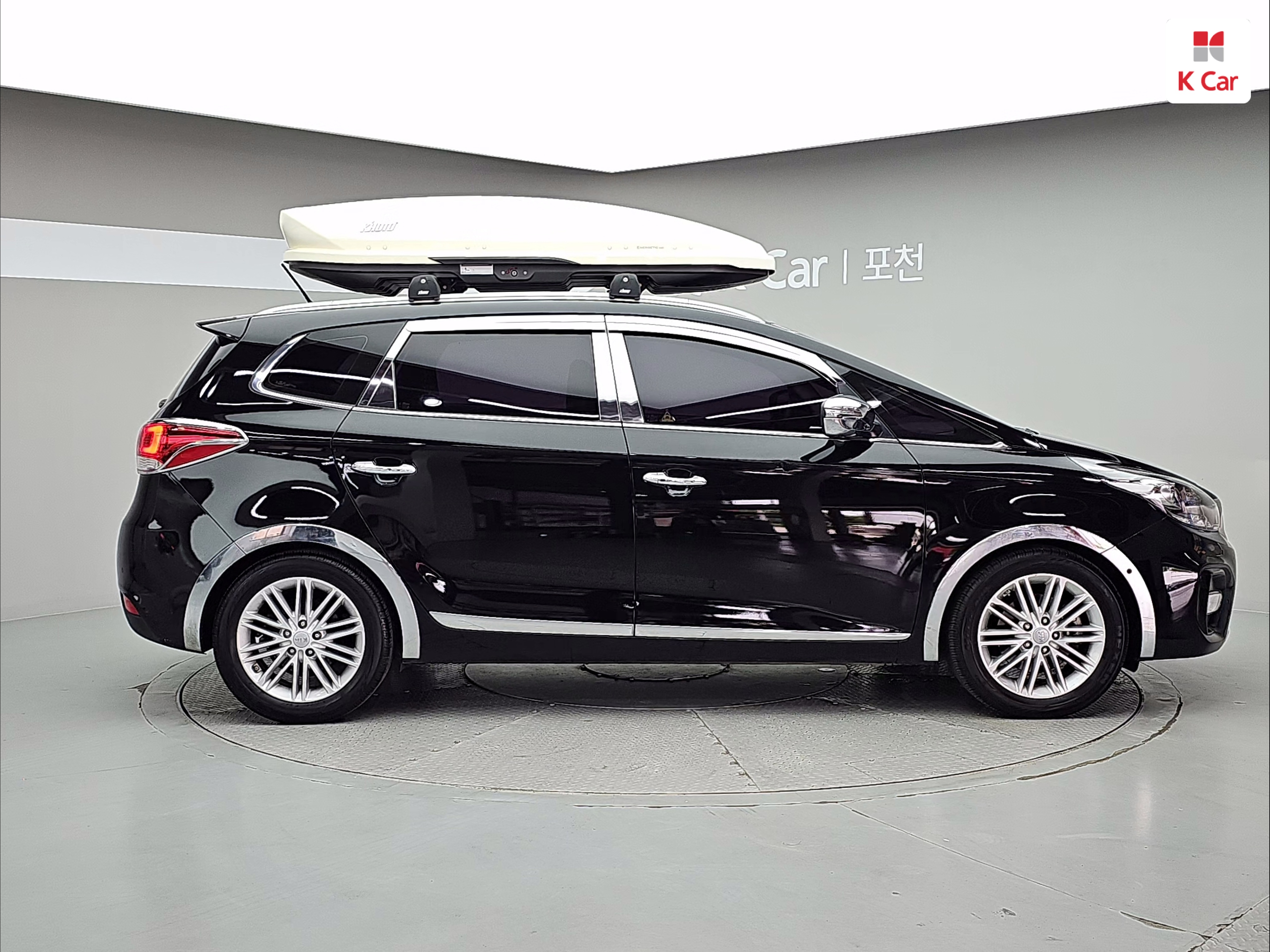 KIA The New Carens 2.0 LPi 7-Seater