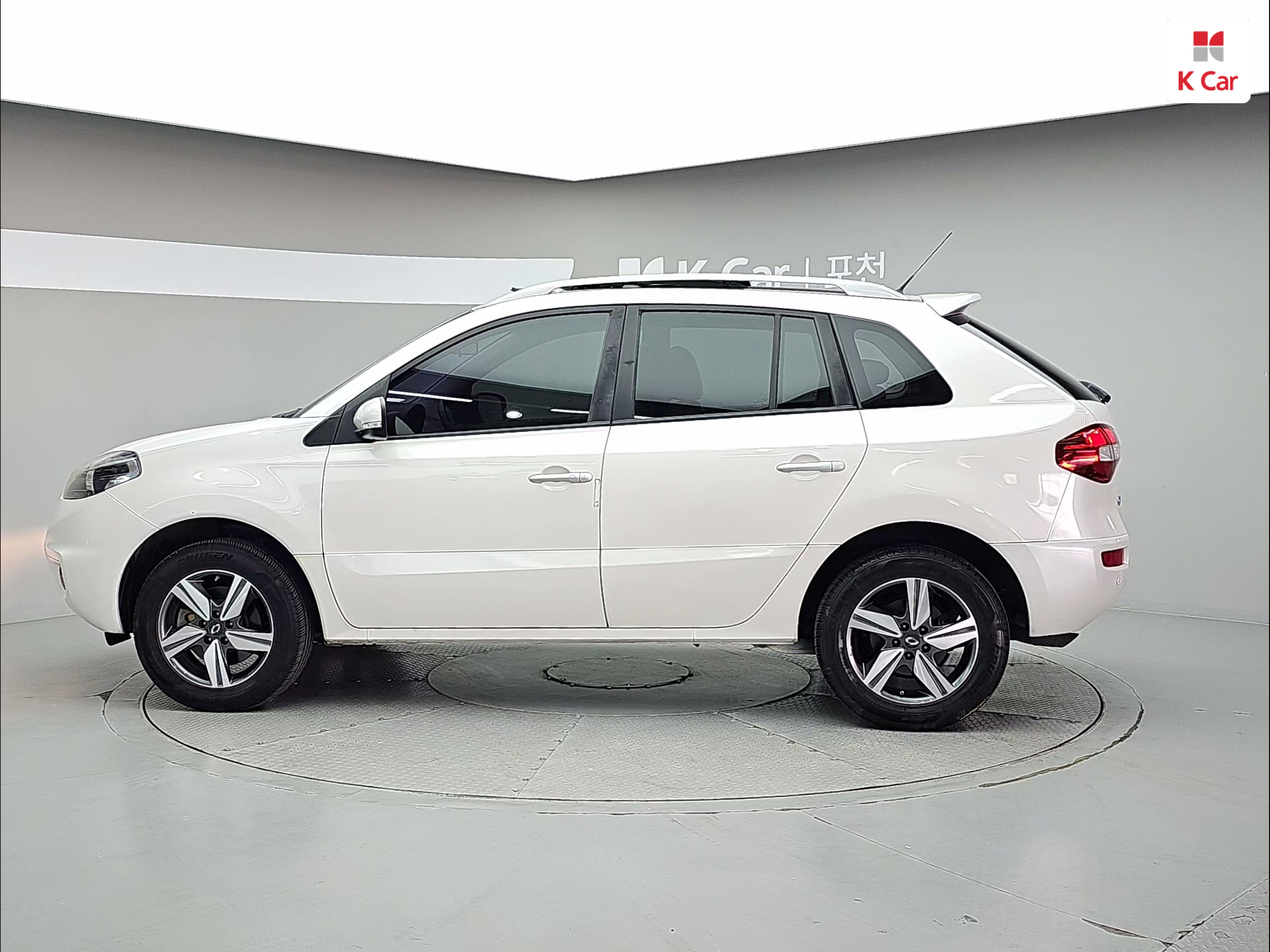 RENAULT(SAMSUNG) QM5 Neo Gasoline 2WD