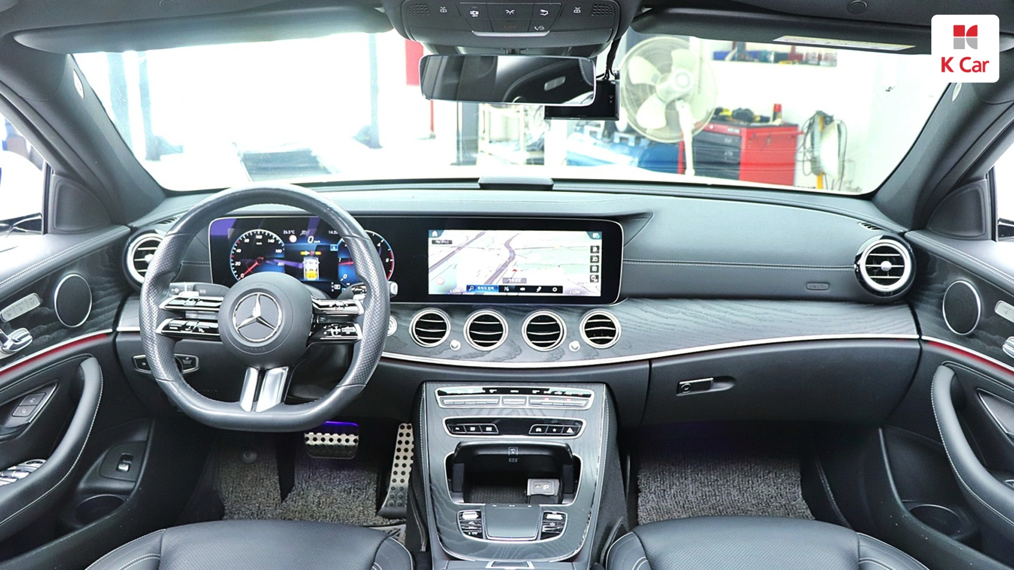 Mercedes-Benz E-Class E220d 4MATIC AMG Line, миниатюра 9