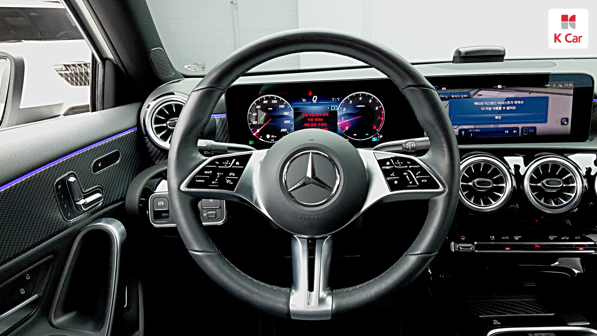 Mercedes-Benz A-Class бензин 2WD A220, миниатюра 3