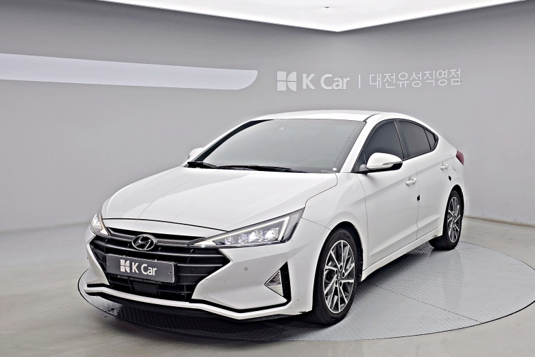 Hyundai Avante AD 1.6 Smart 2