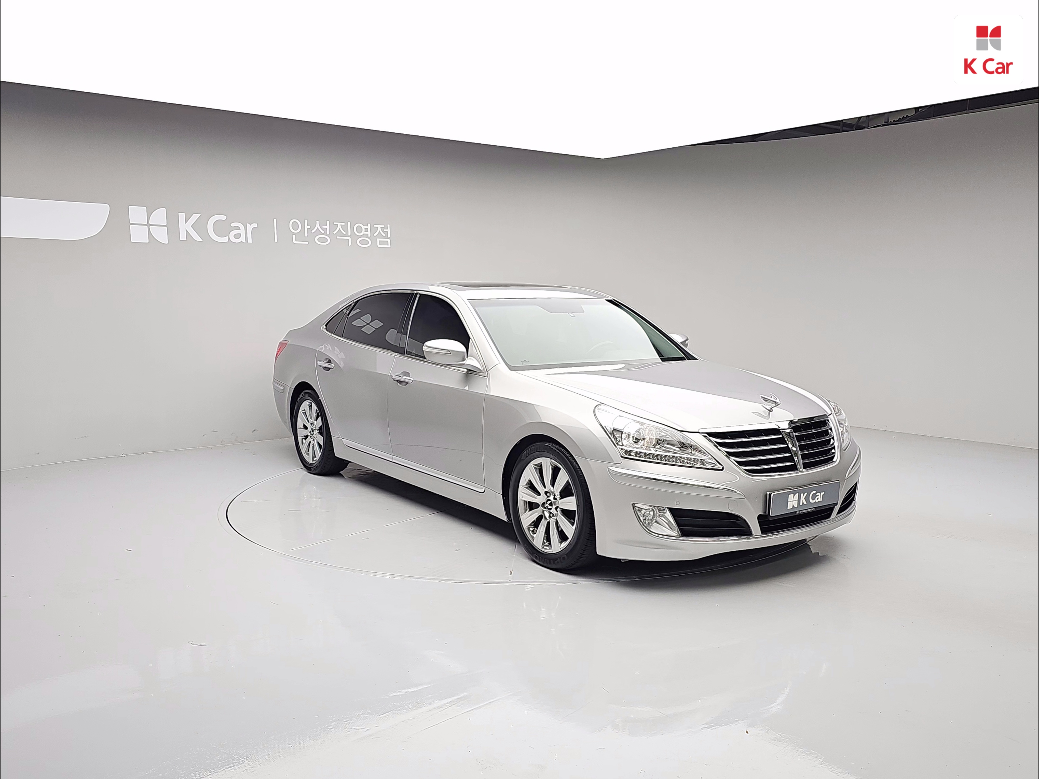 HYUNDAI Ecuus (New Model) VS380