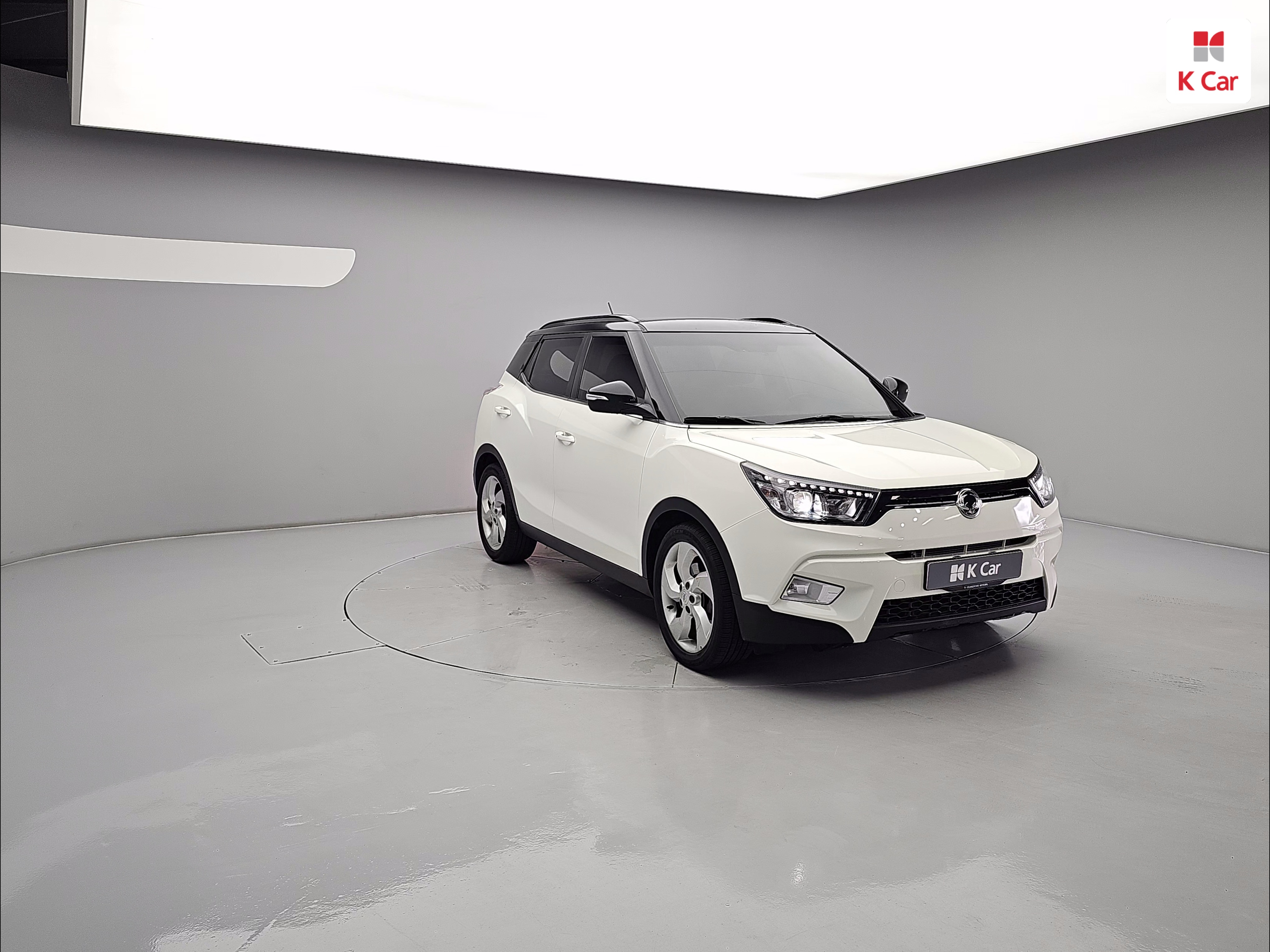 KGM 티볼리 LX 2WD 고급형