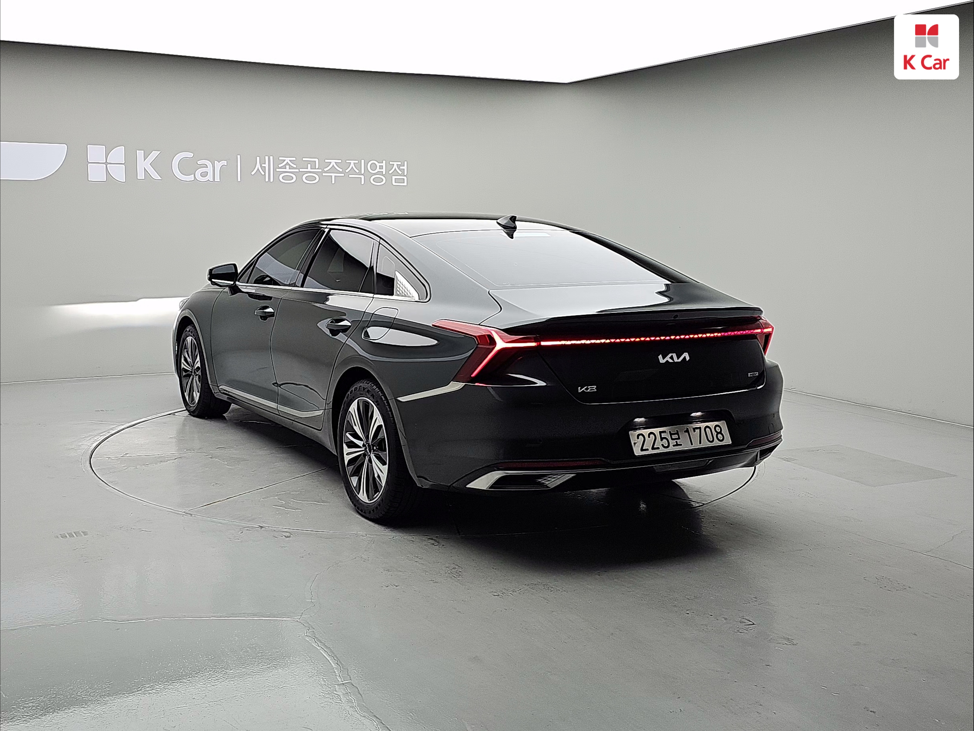KIA K8 Hybrid HEV