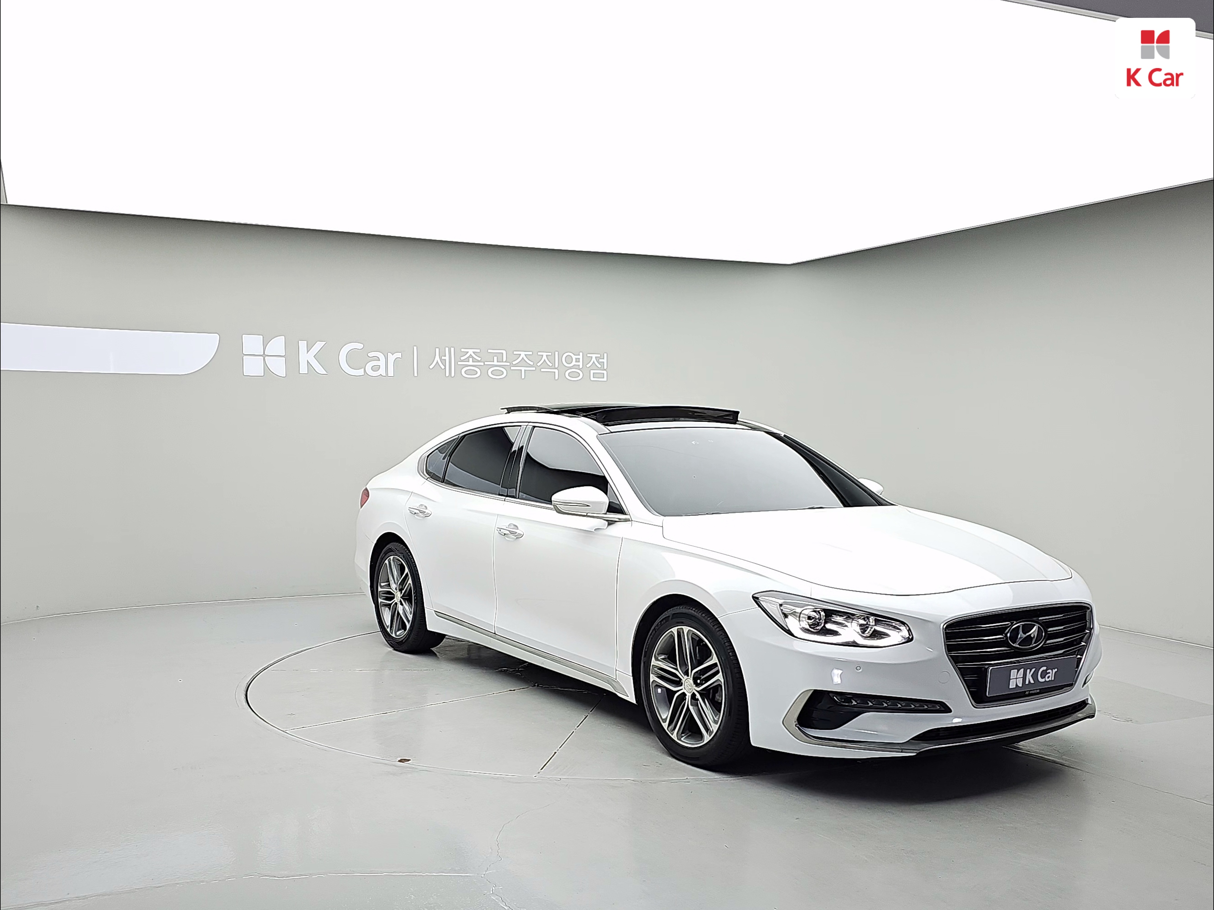 HYUNDAI Grandeur IG 2.4 GDI