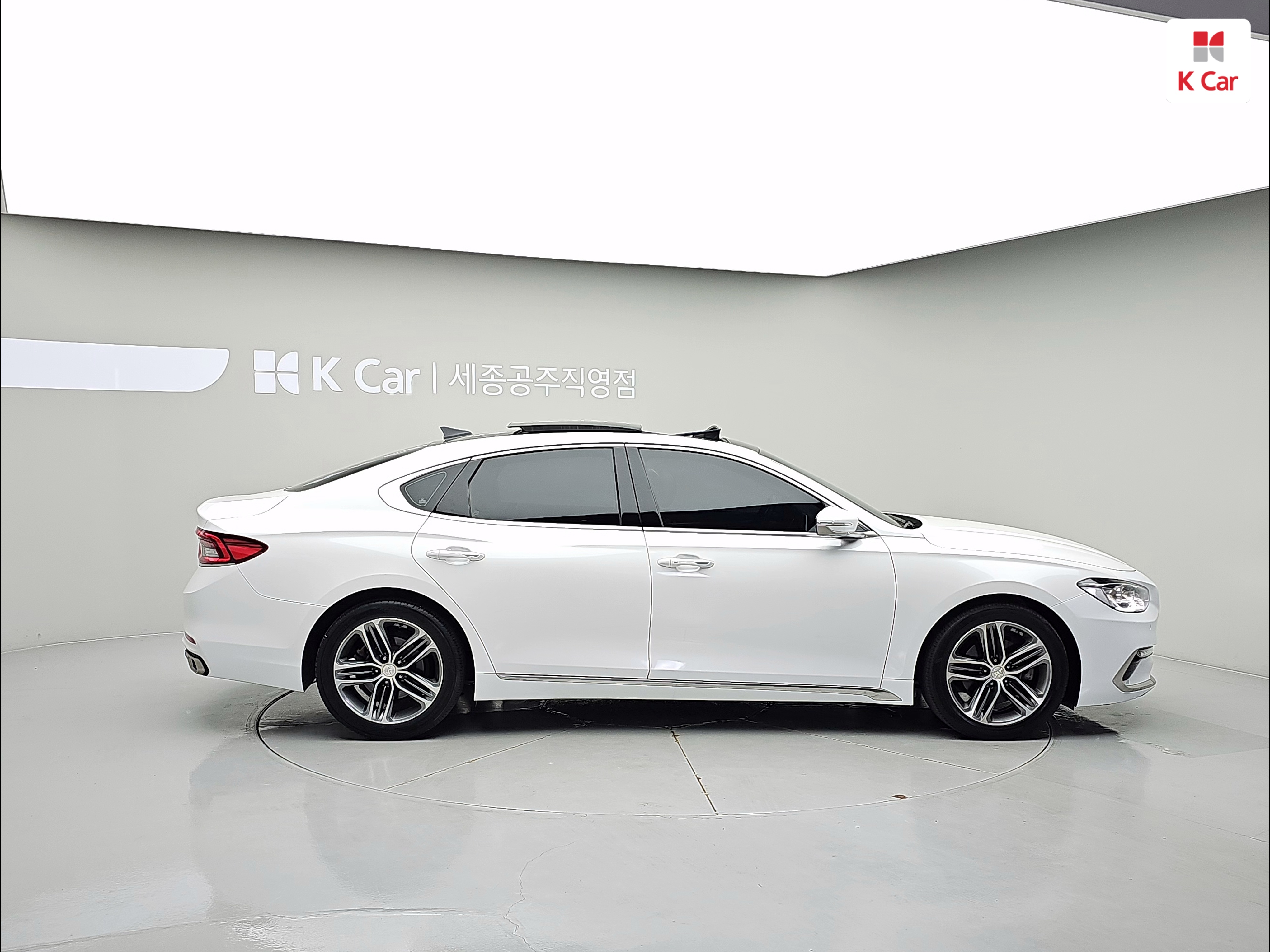 HYUNDAI Grandeur IG 2.4 GDI