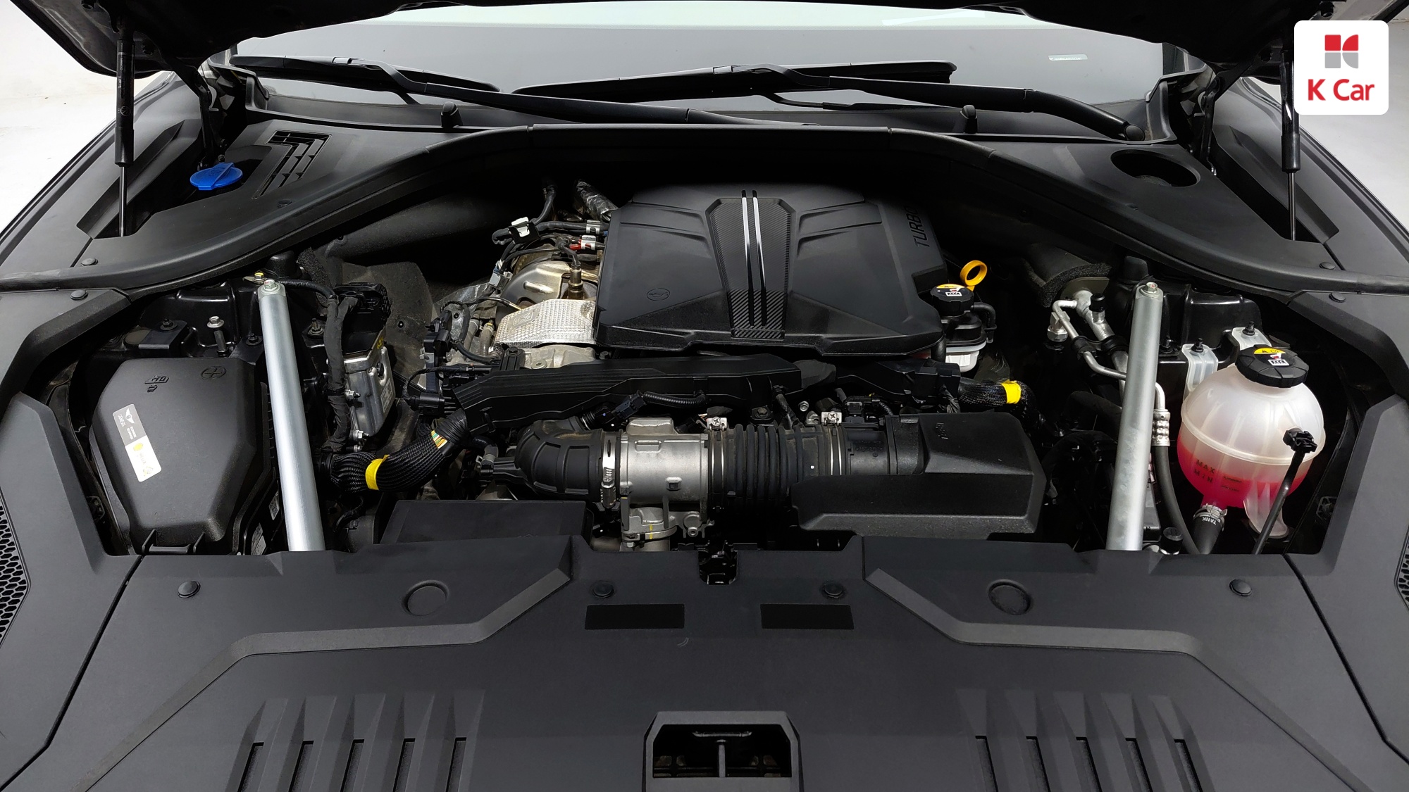 Genesis GV70 дизель 2.2 AWD, миниатюра 3
