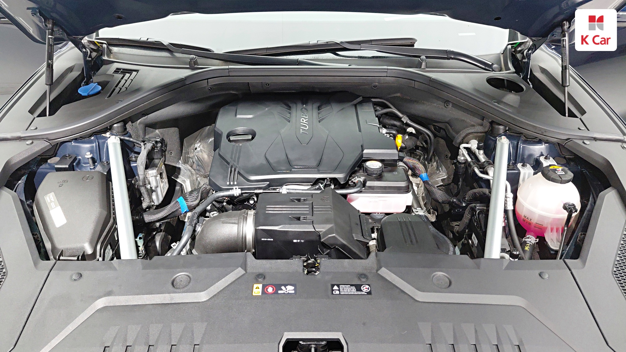 Genesis GV70 бензин Turbo 2.5 2WD, миниатюра 3