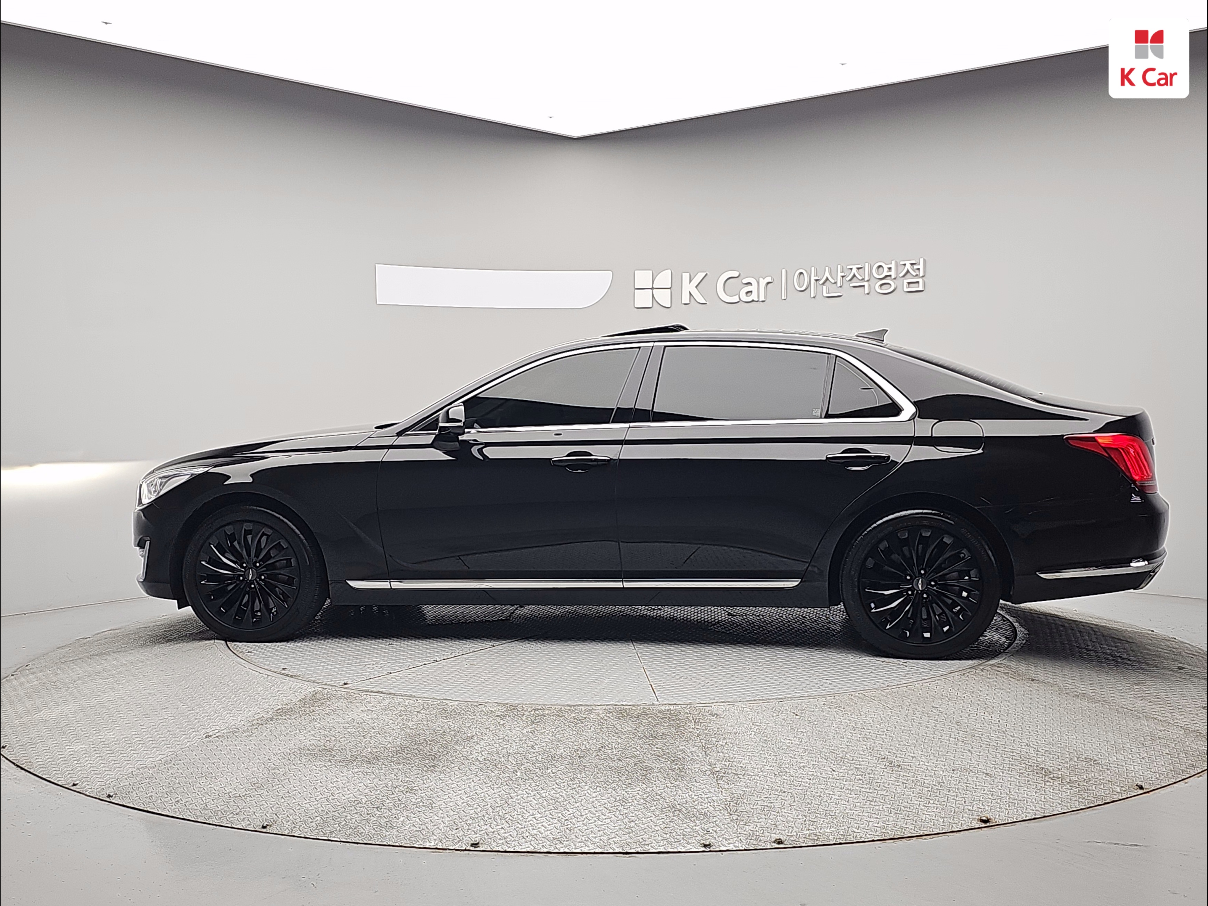 GENESIS EQ900 3.3 Turbo AWD