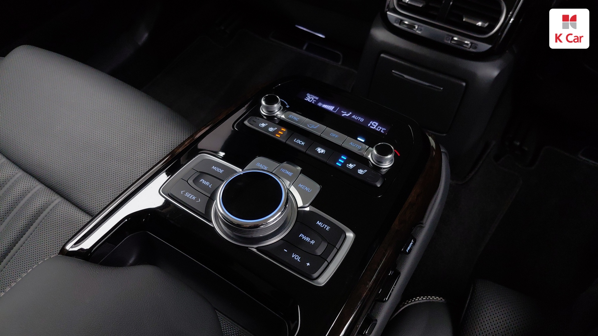 Genesis G90 бензин 4WD 3.8 Premium, миниатюра 11
