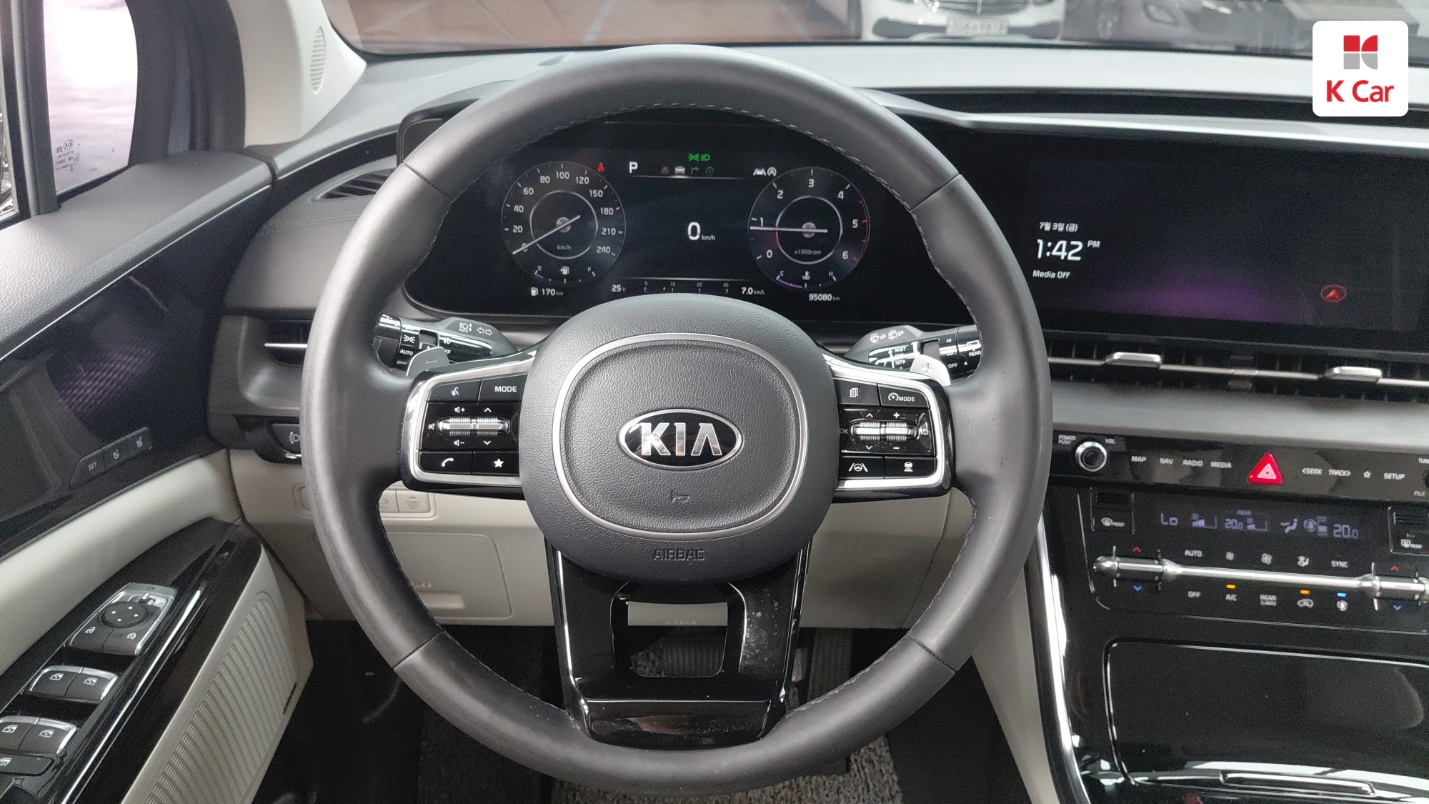 Kia Carnival дизель 2.2 (9 мест) Signature, миниатюра 17