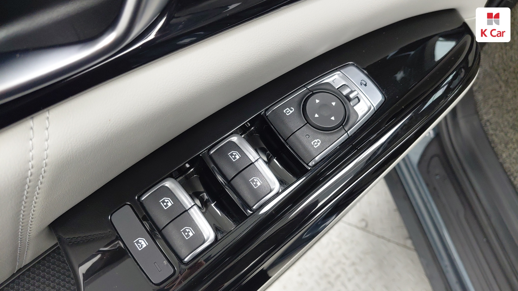 Kia Carnival дизель 2.2 (9 мест) Signature, миниатюра 10