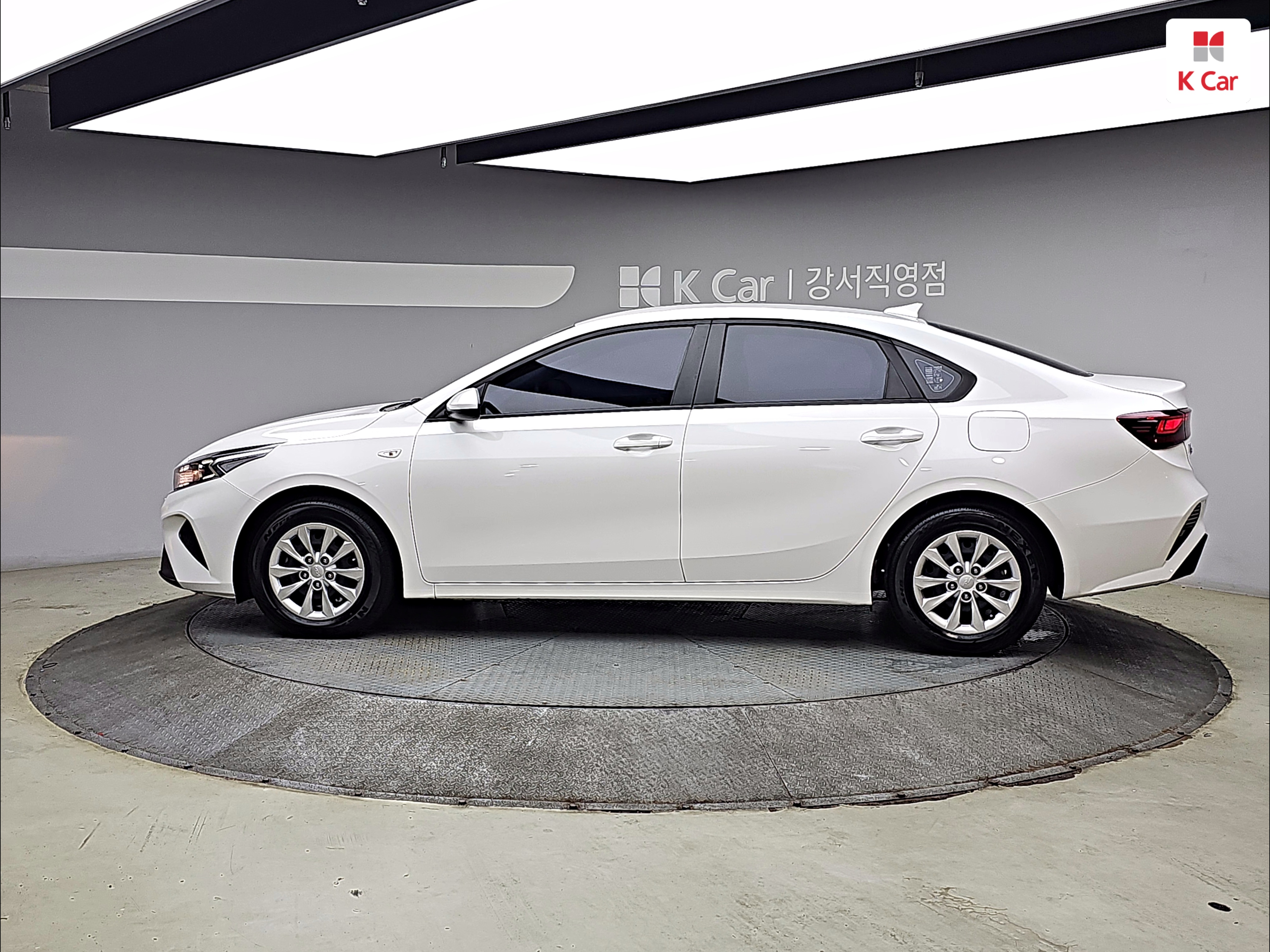 KIA The New K3 1.6 Gasoline