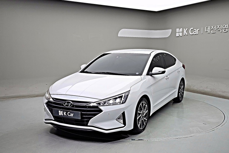 Hyundai Avante AD 1.6 Smart 2