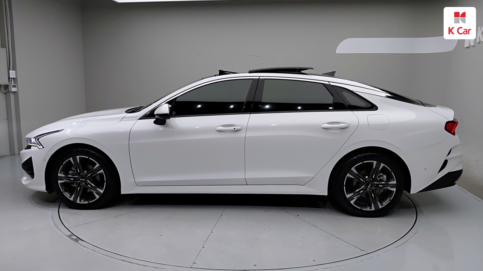 Kia K5 бензин 2.0 Signature, миниатюра 3